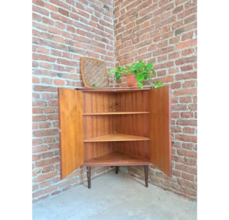 Midcentury Teak Wood Dark Brown Sideboard, Denmark, 1960
The sideboard will be delivered perfectly restored and finished with natural oils and waxes.

Additional information:
Country of Manufacture – Denmark
Design Period – 1960
Production Period –