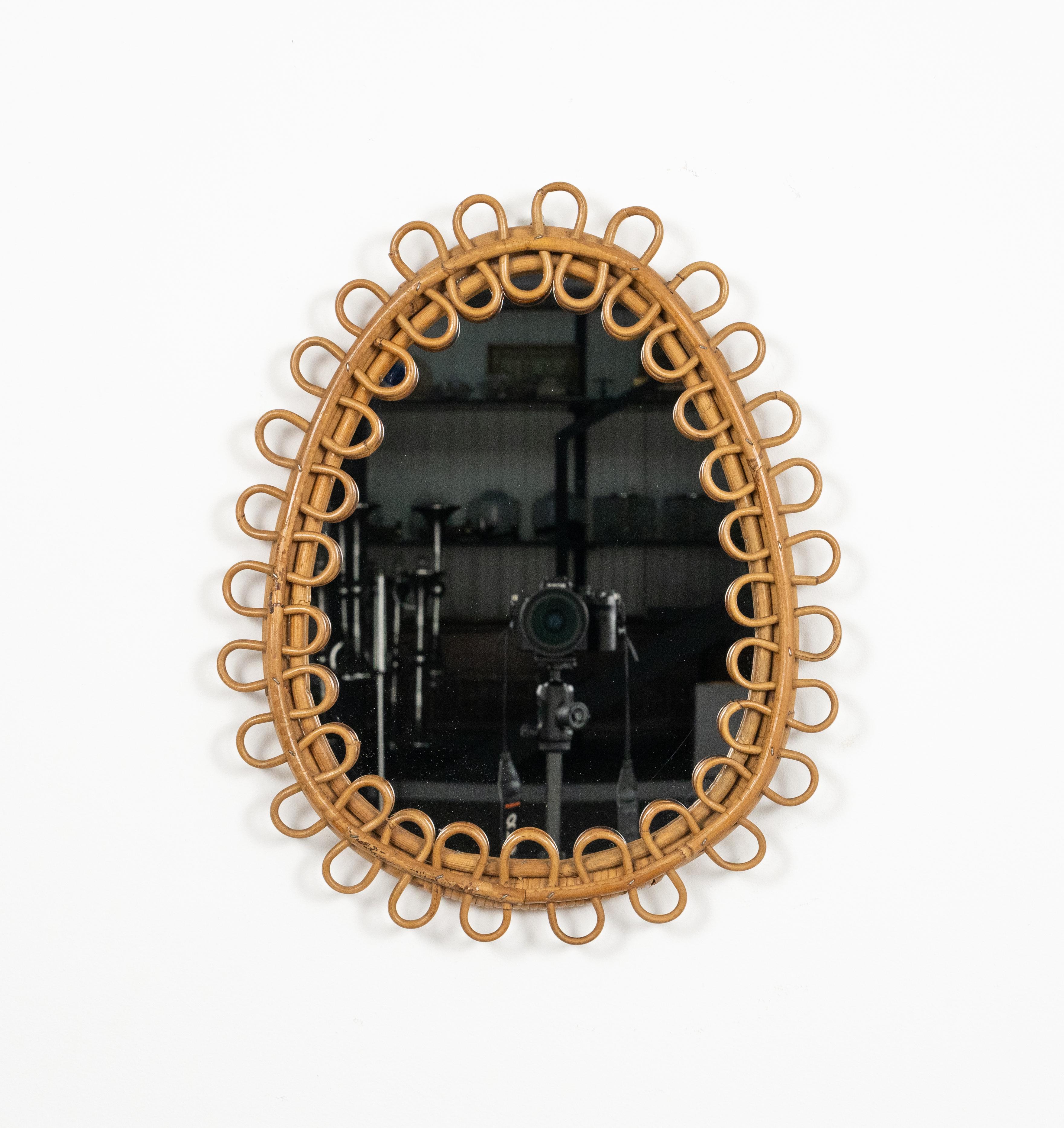 Italian Midcentury Teardrop shape Wall Mirror Franco Albini Style, Italy 1960s For Sale