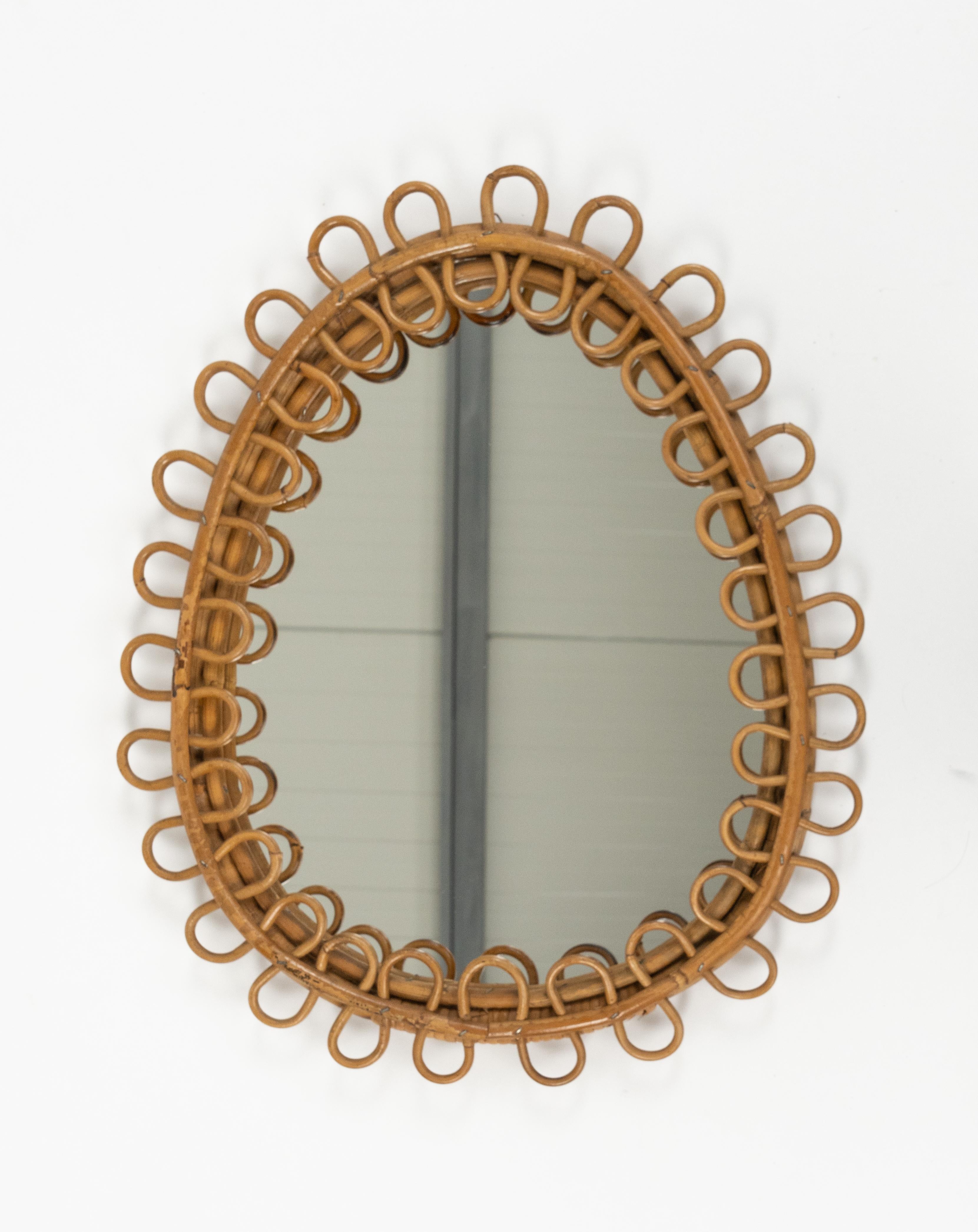 Midcentury Teardrop shape Wall Mirror Franco Albini Style, Italy 1960s For Sale 1