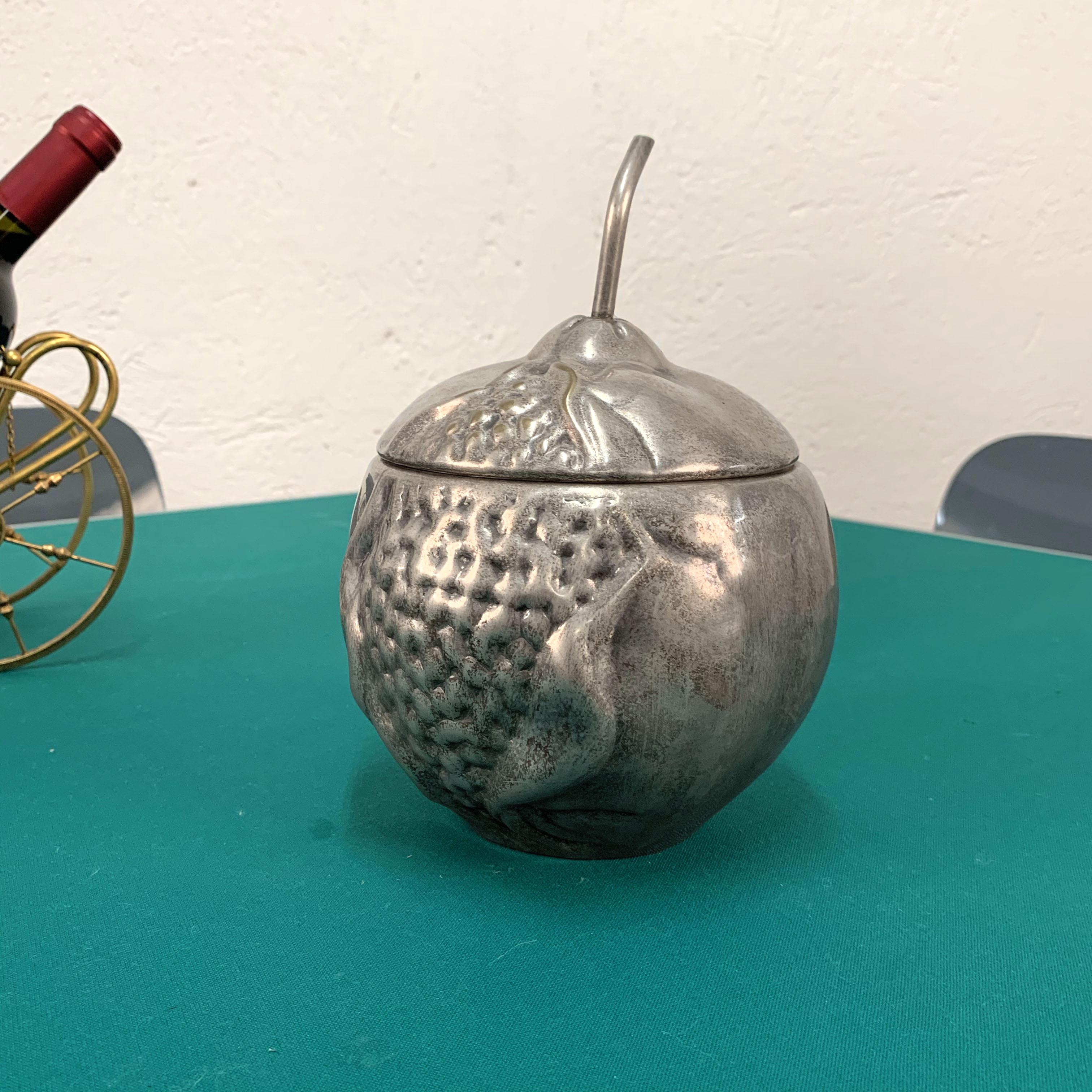 Mid-Century Modern Seau à glace italien à grenade en métal argenté Teghini Firenze:: années 1960 en vente