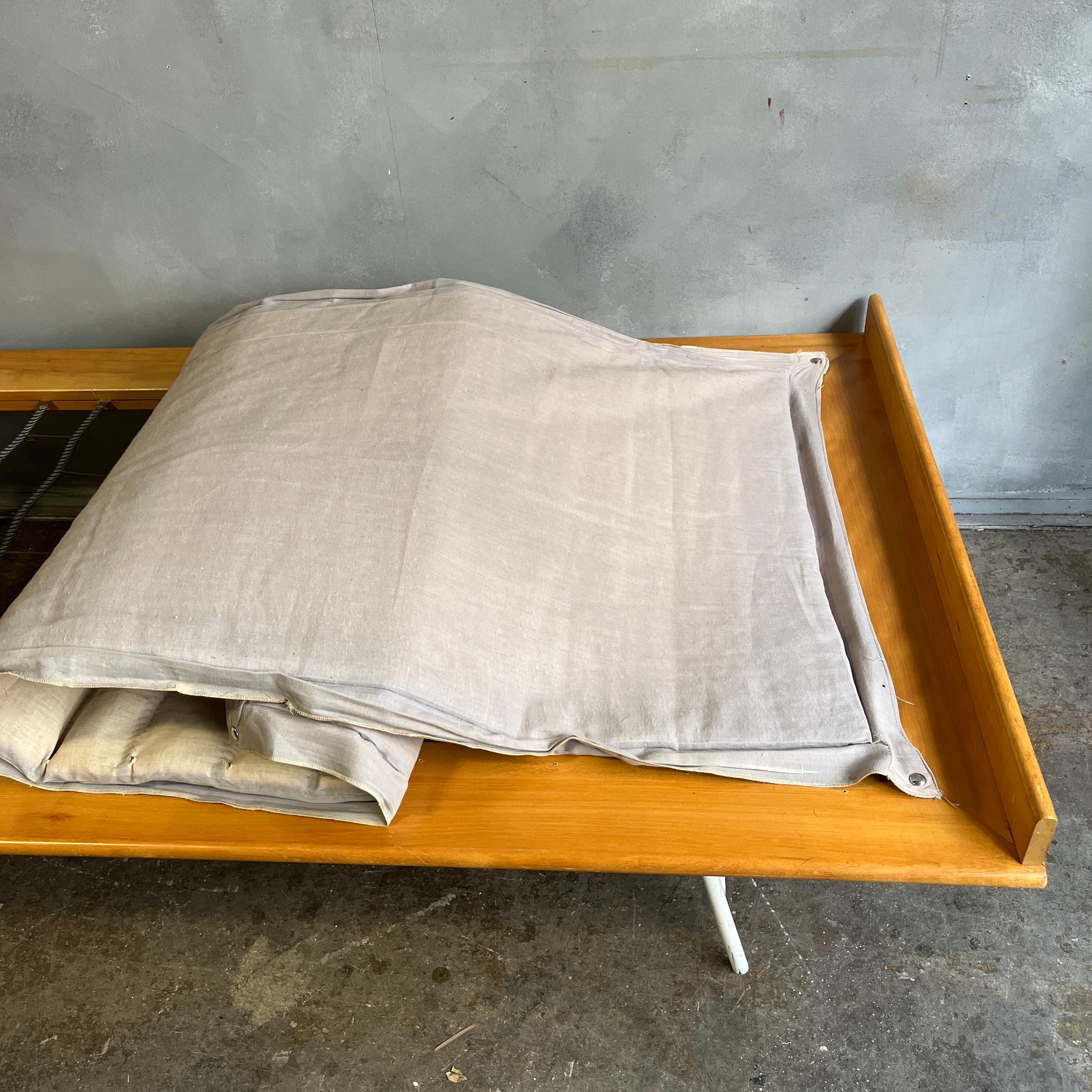 Midcentury Thin Edge Bed by George Nelson for Herman Miller 1950's 7