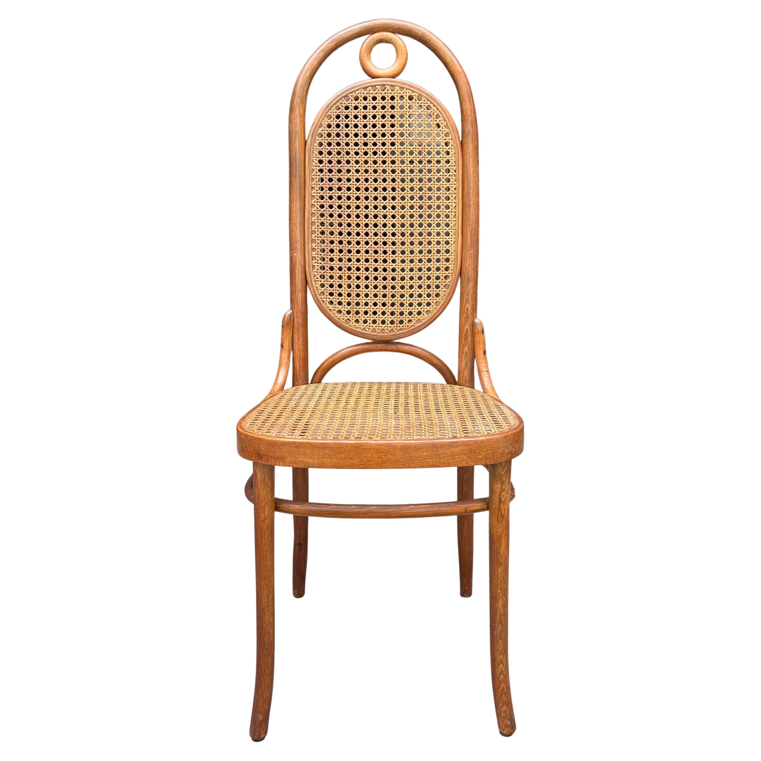 Juego de 6 sillas de comedor de madera curvada con respaldo alto Cane Thonet N. 17 de mediados de siglo siglo XX en venta
