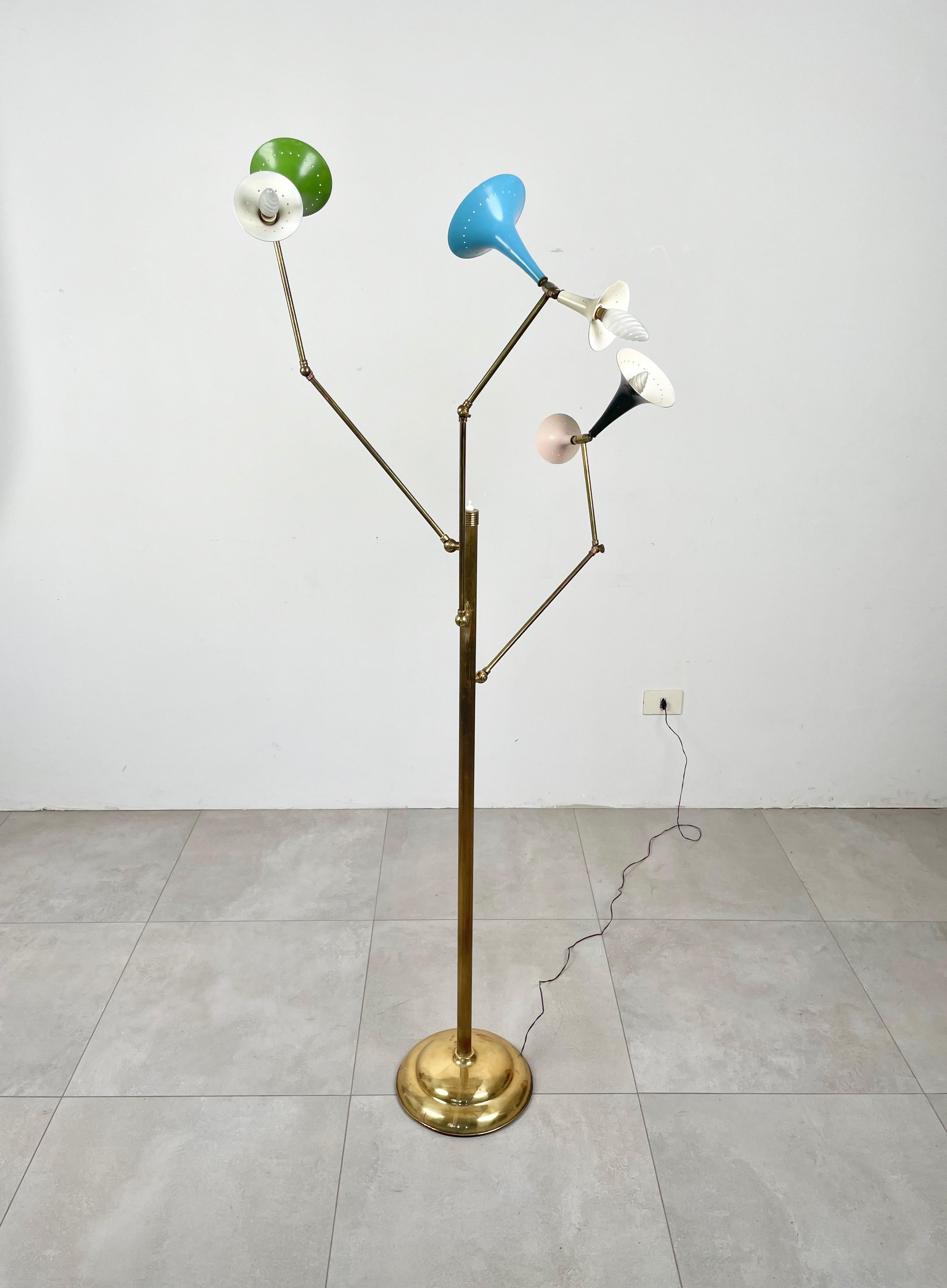 MidCentury Three Arm Six Light Brass Floor Lamp Attributed Stilnovo, Italy 1950s In Good Condition For Sale In Rome, IT