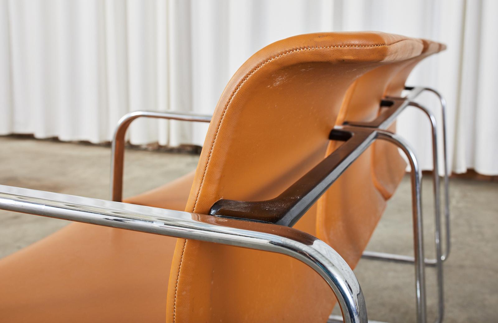 Dreisitzige Tandem-Stühle aus der Mitte des Jahrhunderts Peter Protzman Herman Miller (Stahl) im Angebot