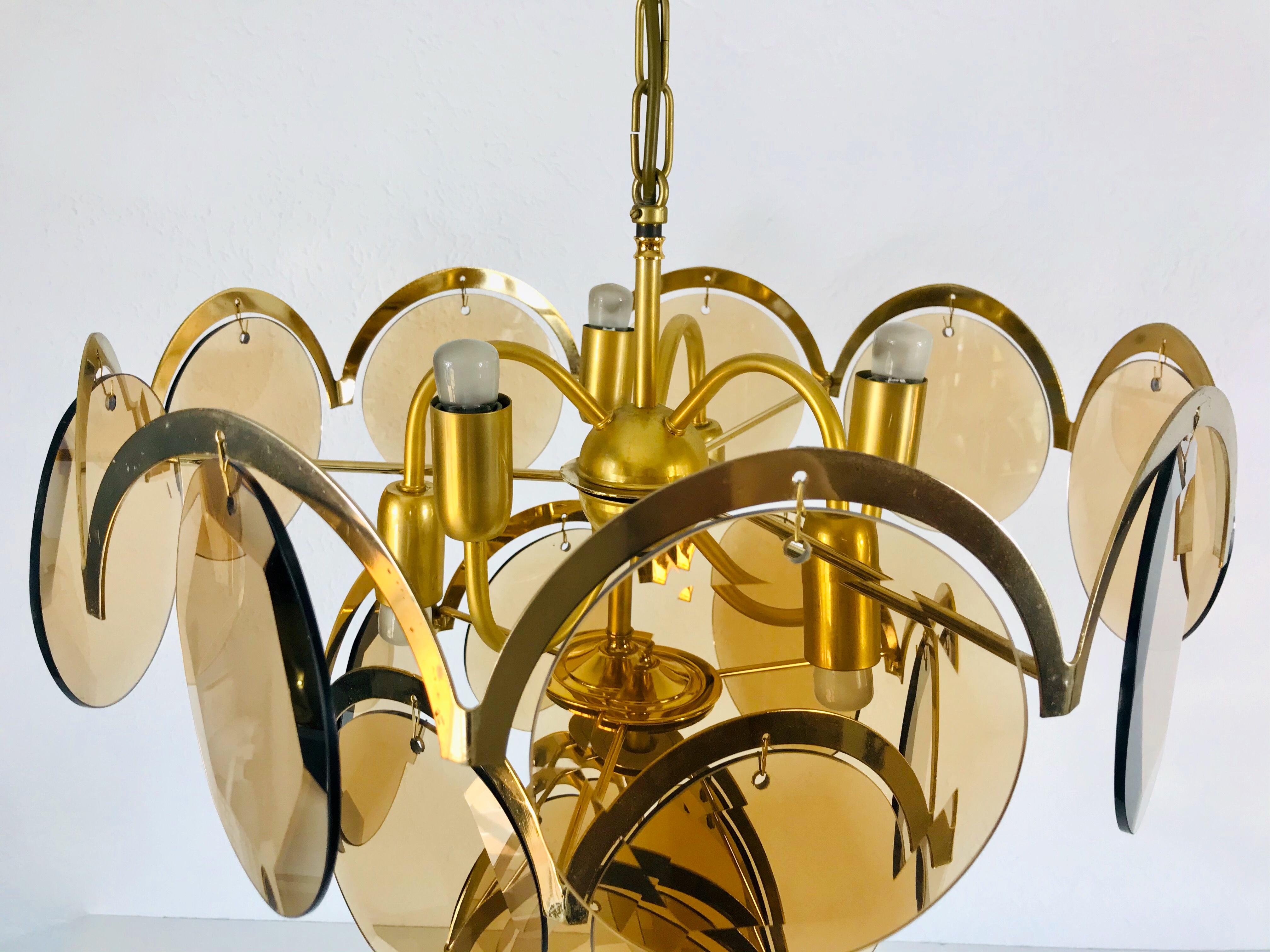 Midcentury Three-Tier Brass and Glass Chandelier by Vistosi, 1960s For Sale 9