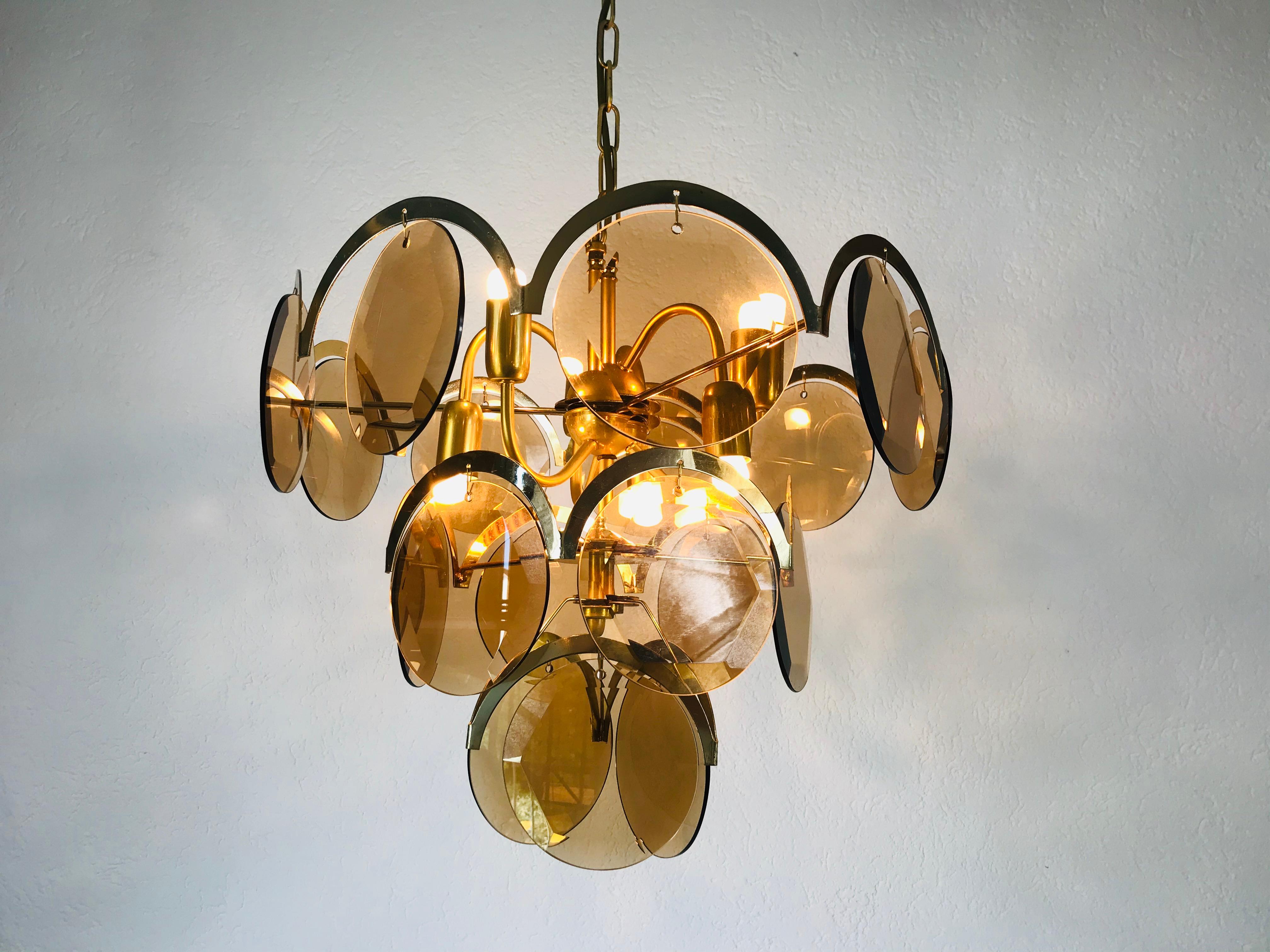 Mid-Century Modern Midcentury Three-Tier Brass and Glass Chandelier by Vistosi, 1960s For Sale
