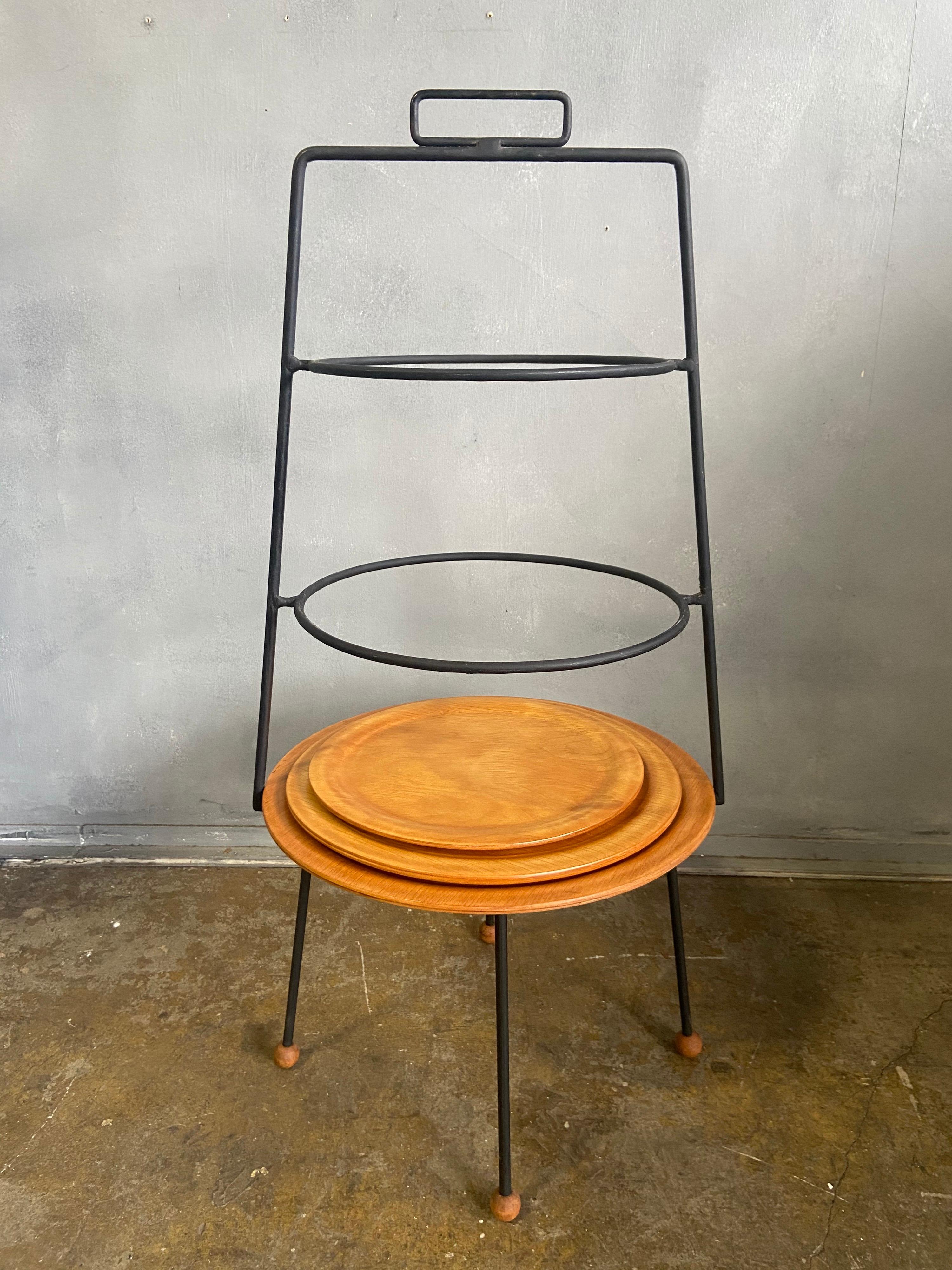 Midcentury Tony Paul Three-Tier Plant Stand In Good Condition In BROOKLYN, NY