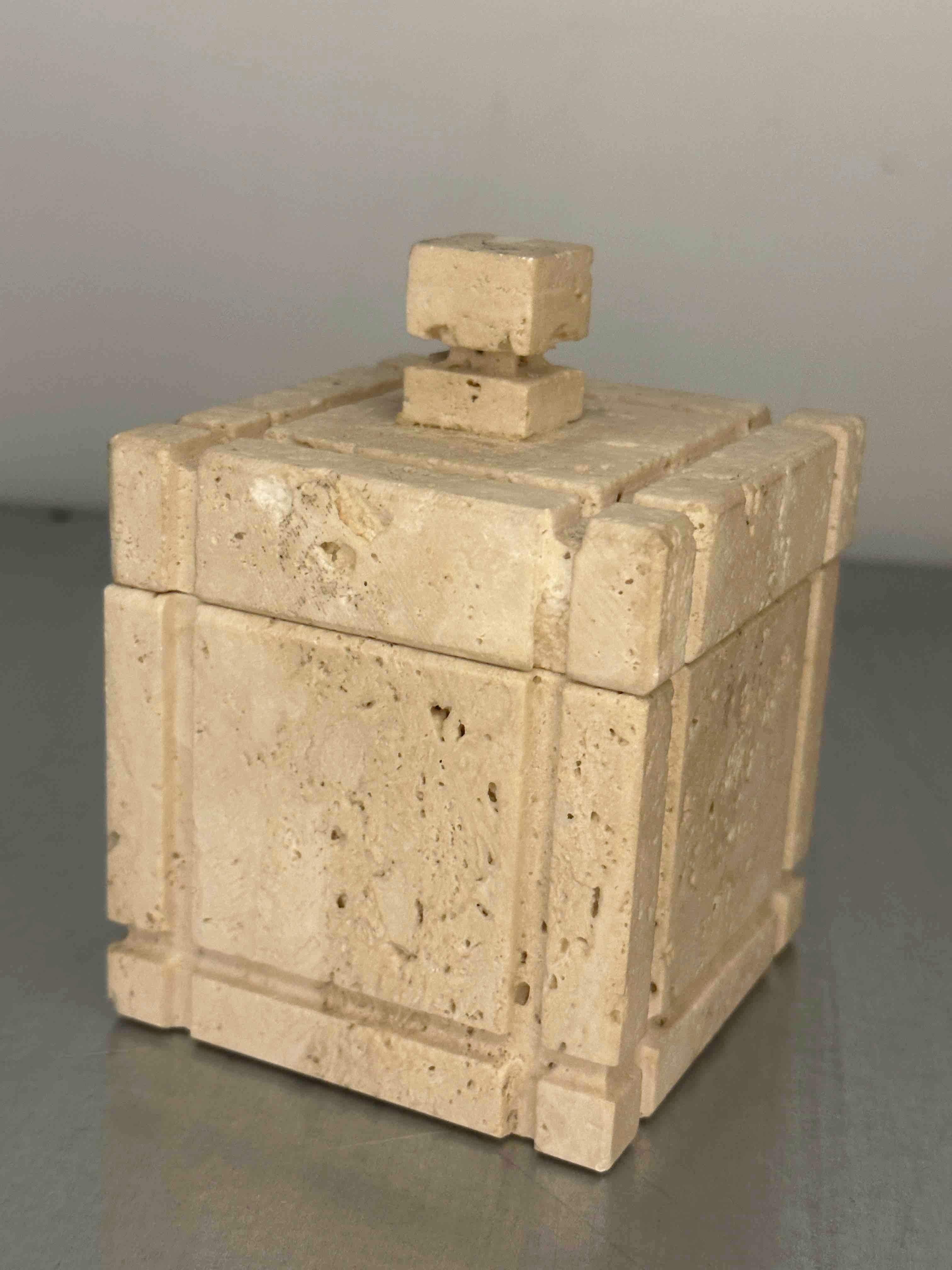 Midcentury Travertine Marble Italian Box Catchall by Fratelli Manelli, 1970s For Sale 7