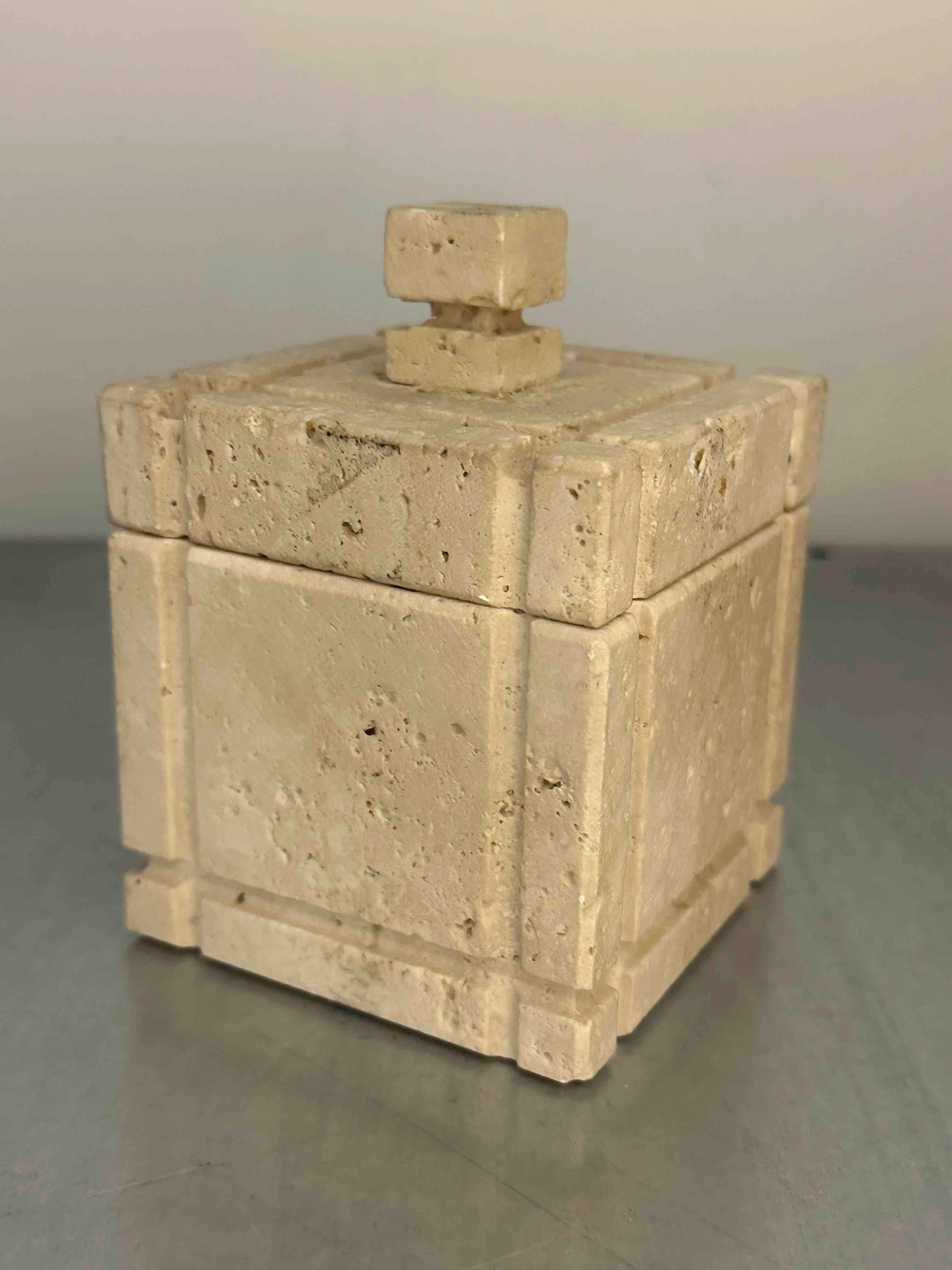 Midcentury Travertine Marble Italian Box Catchall by Fratelli Manelli, 1970s For Sale 4