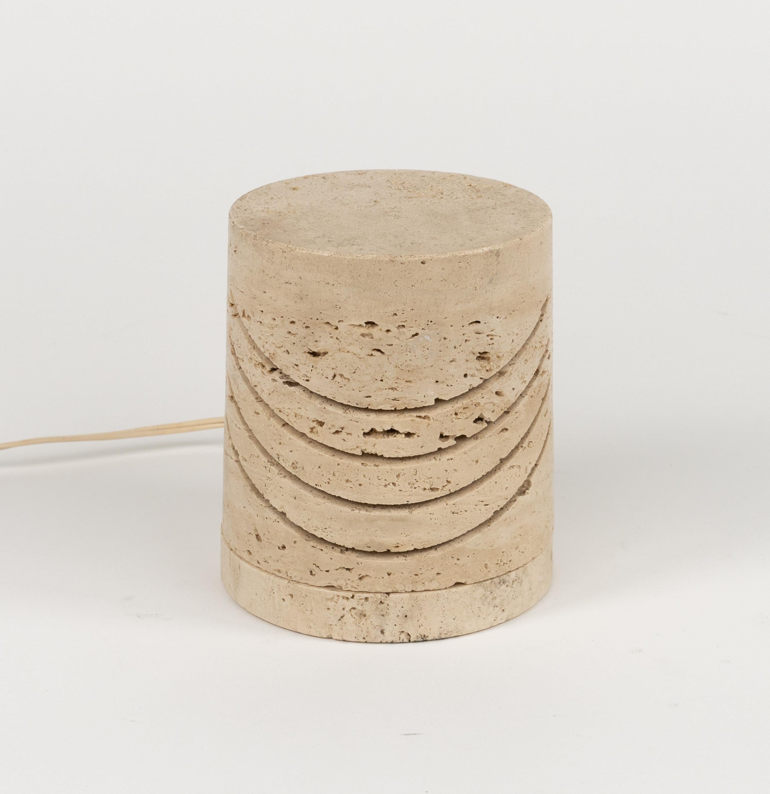 Late 20th Century Midcentury Travertine Table Lamp by Giuliano Cesari for Sormani, Italy 1970s For Sale