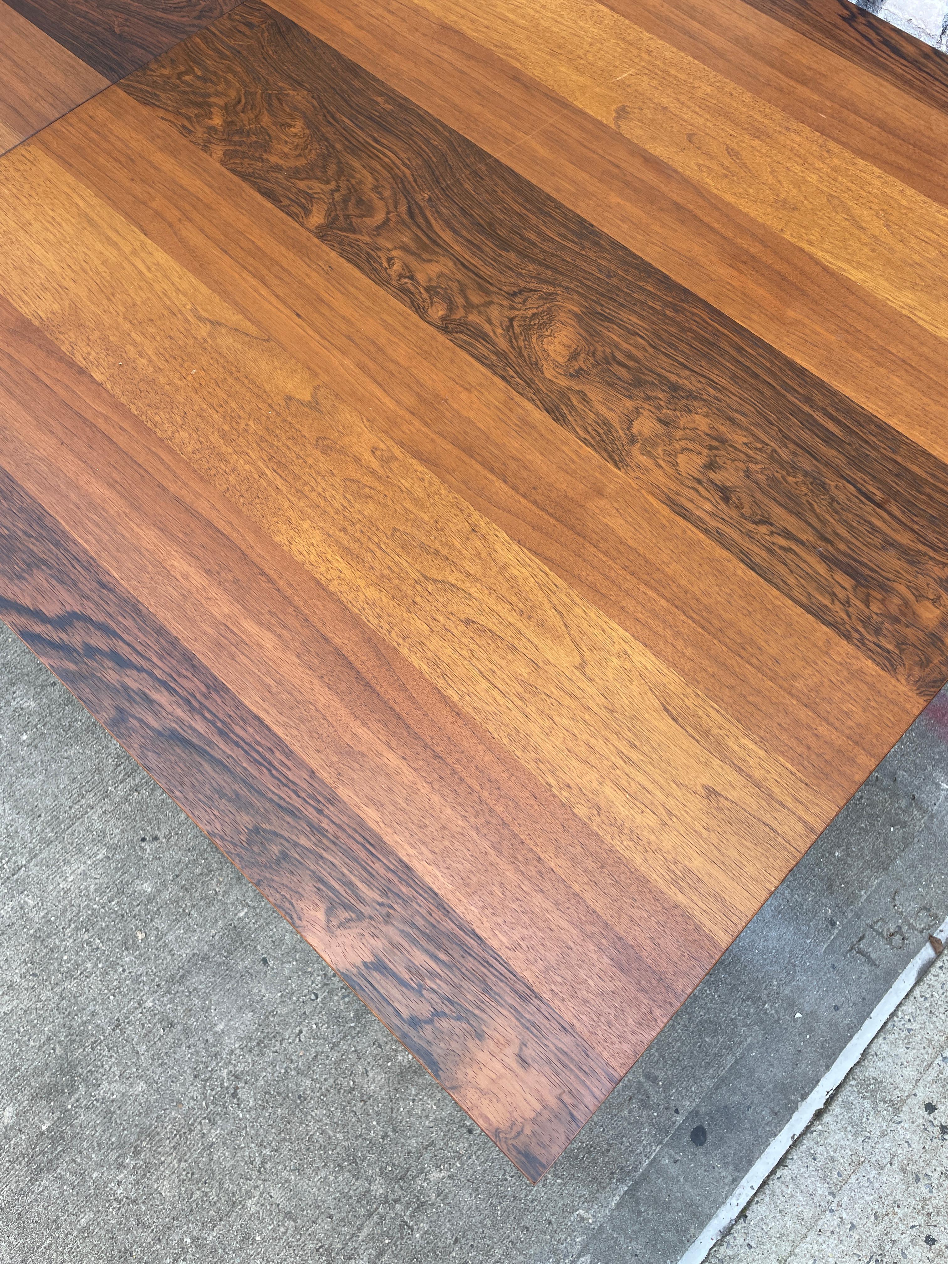 Mesa de comedor extensible Tri-Wood de Milo Baughman de mediados de siglo con 