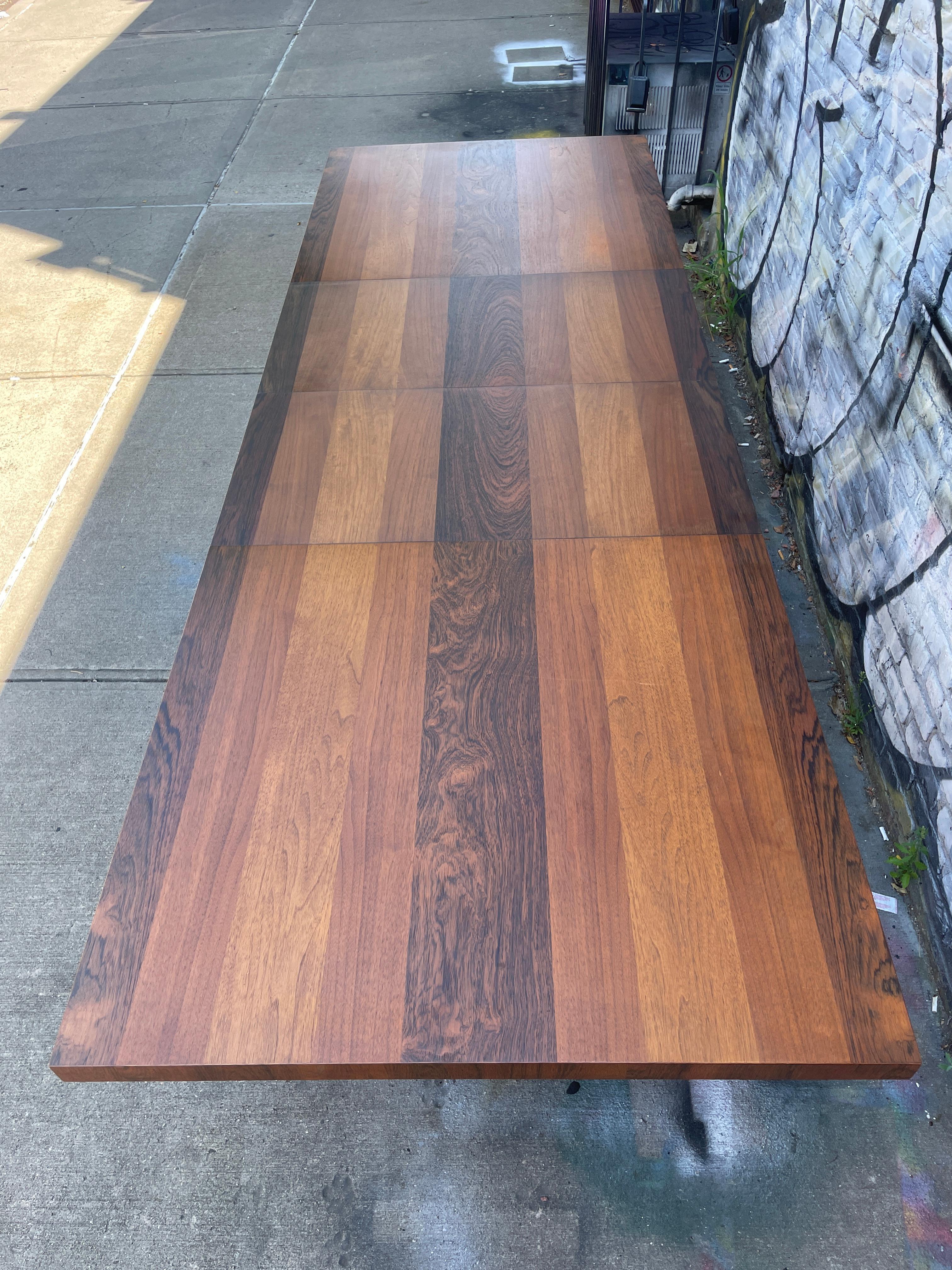 Mesa de comedor extensible Tri-Wood de Milo Baughman de mediados de siglo con 
