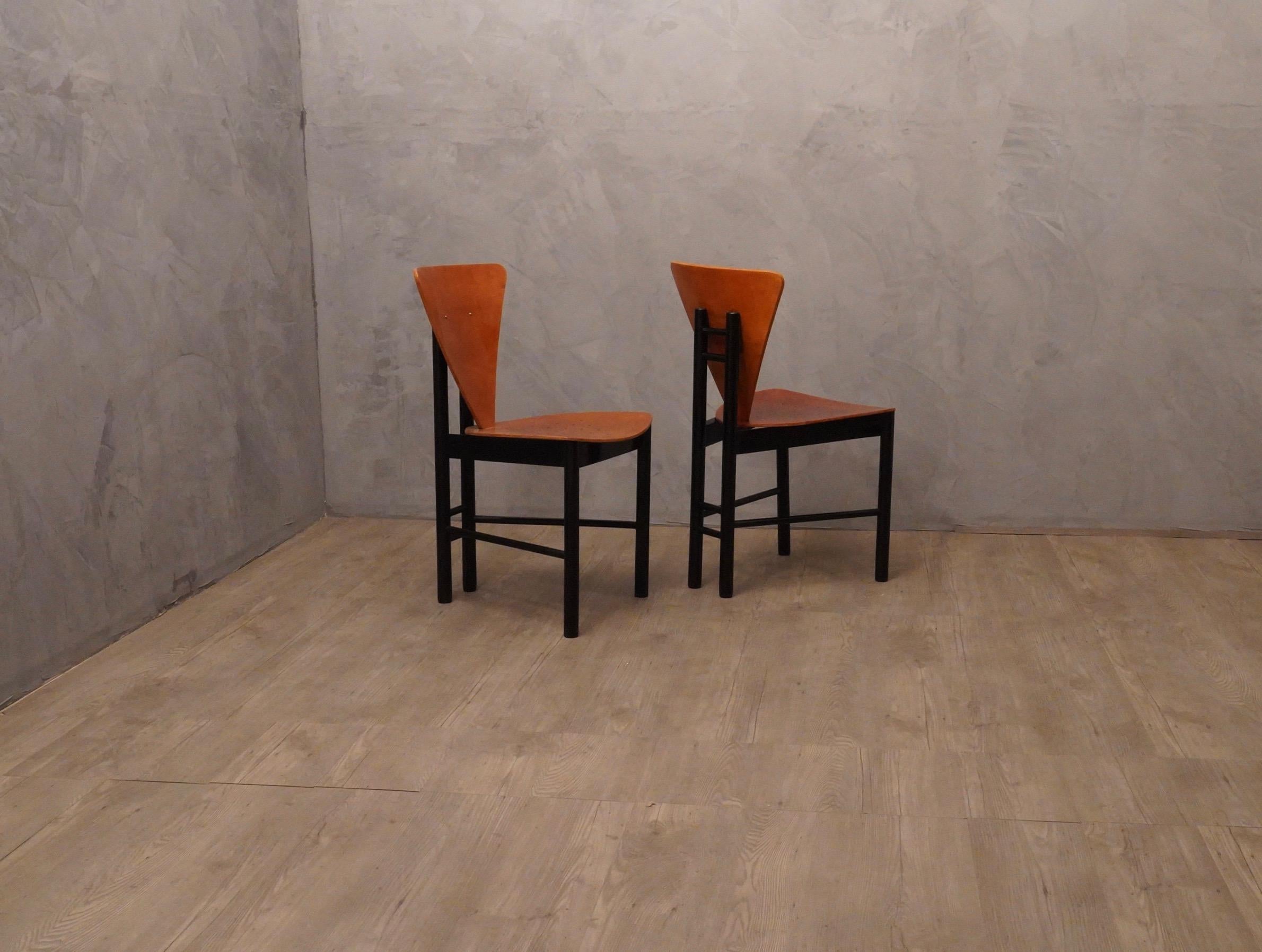MidCentury Triangular Shape Italian Style Side Chairs, 1950 For Sale 1