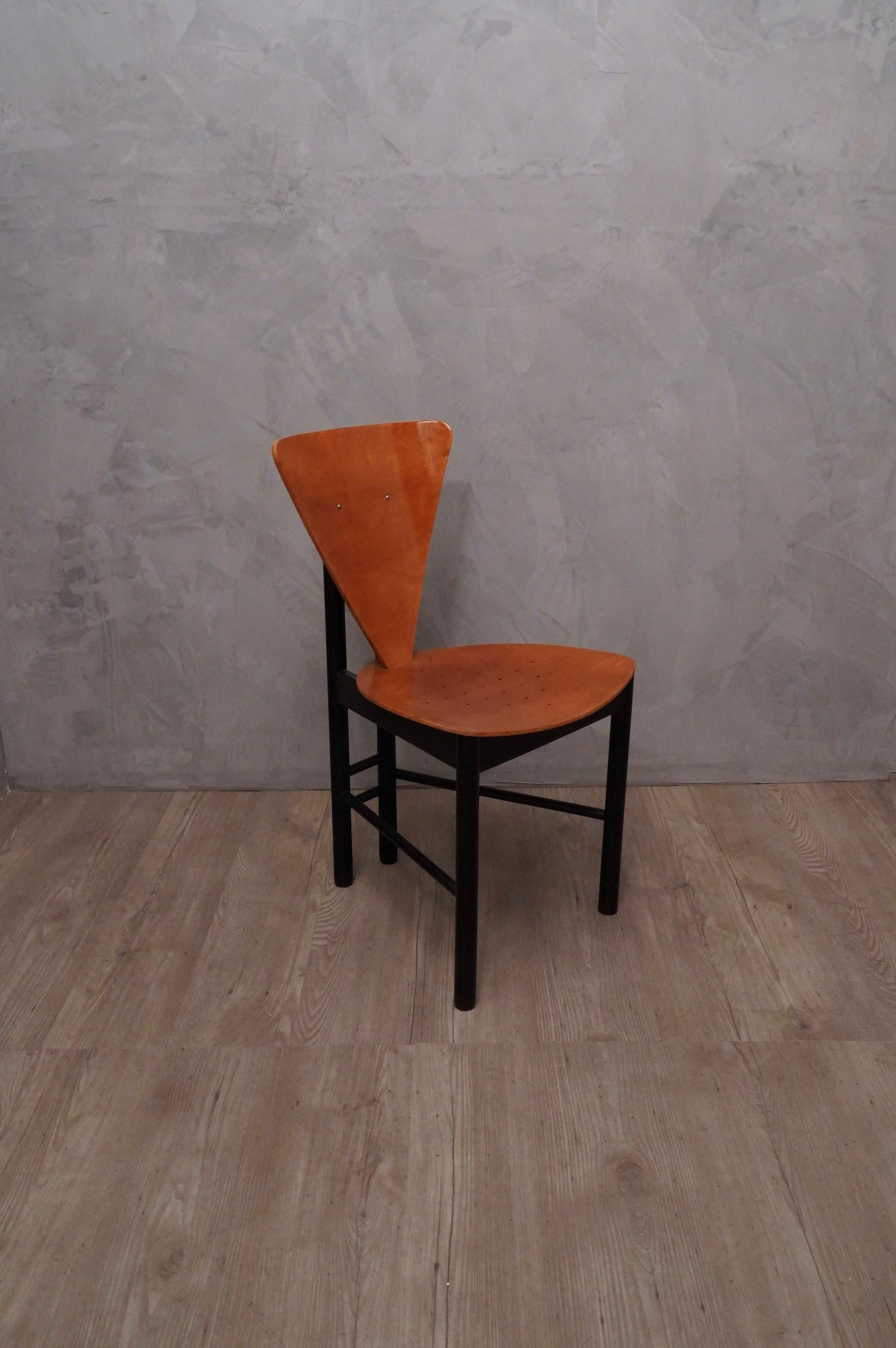 triangle chairs