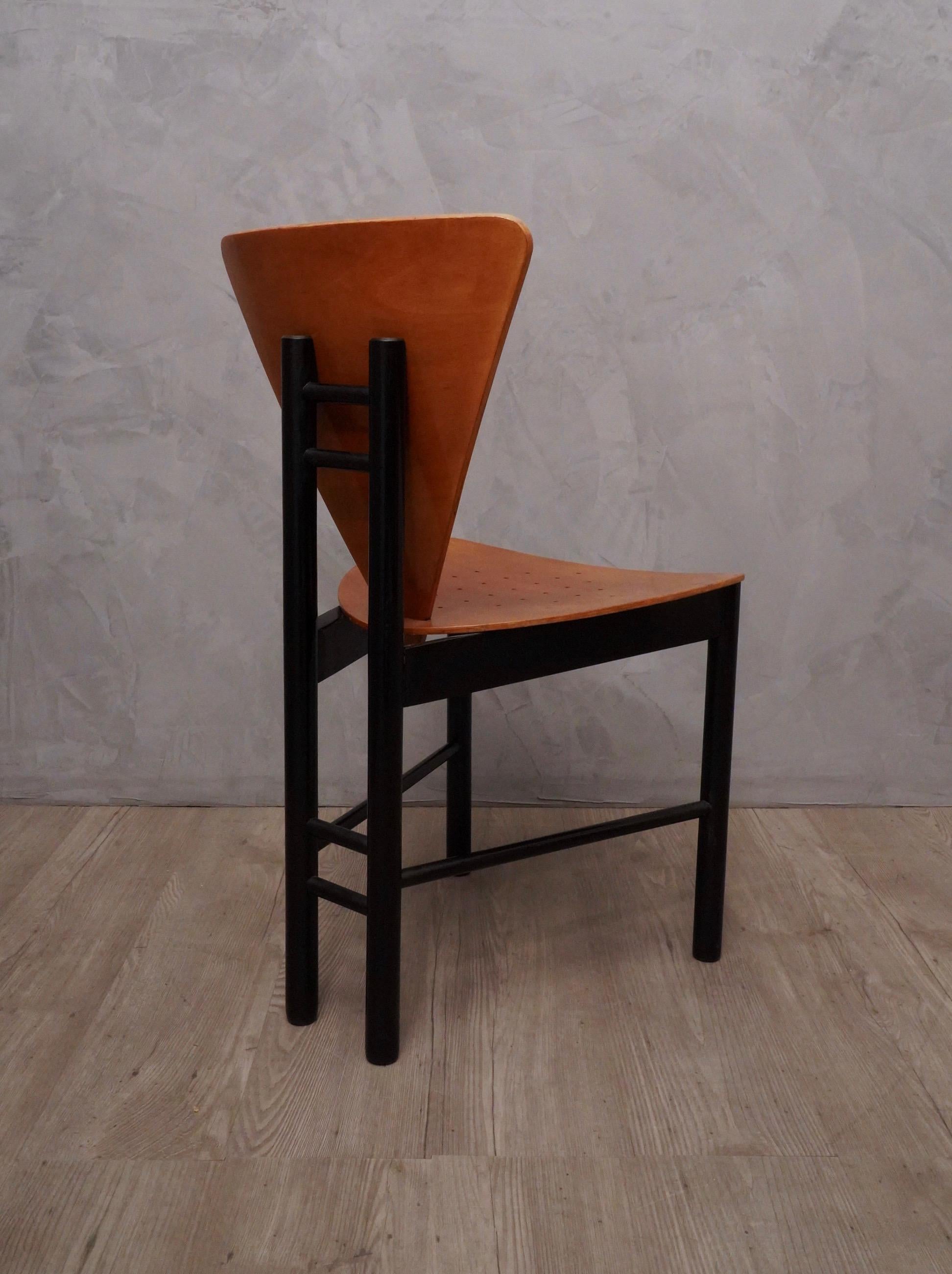 triangular chair
