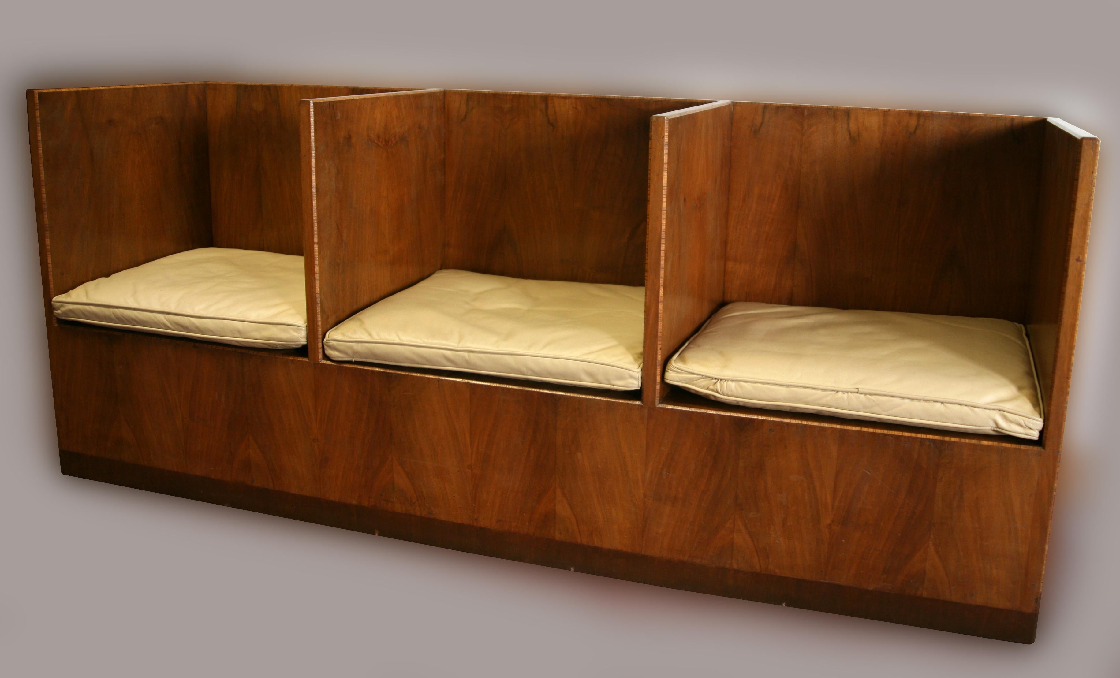 Mid-20th Century Midcentury Triple-Seat Settee Sofa Chair in Walnut Wooden Modern Style Rustic For Sale