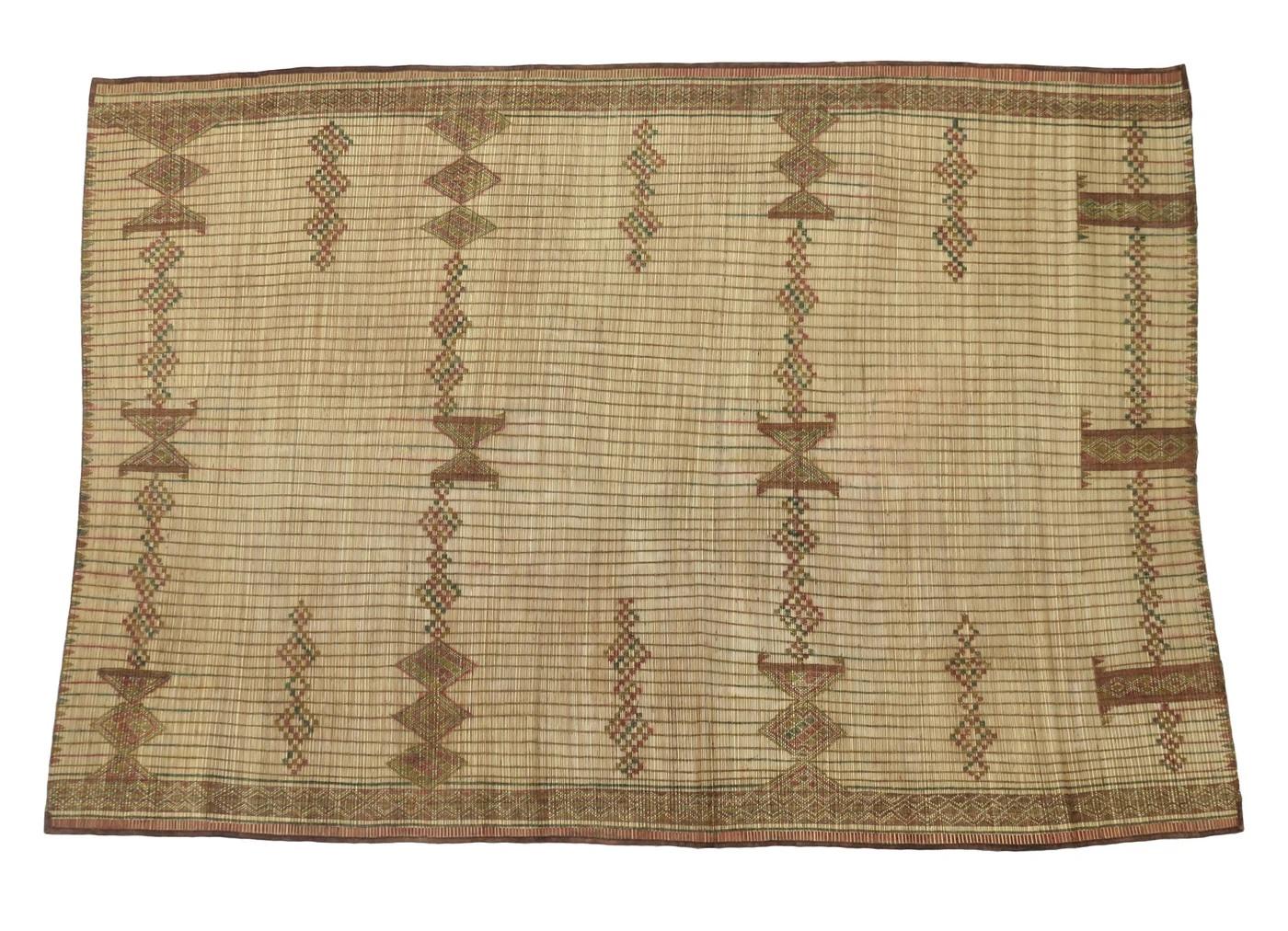 Tappetino Tuareg di metà secolo  6'1 x 8'11 in vendita 1