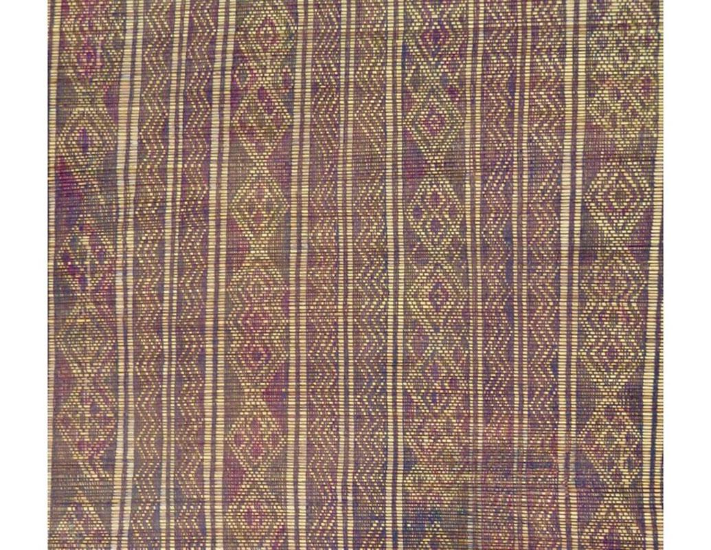 Fine XX secolo Tappetino Tuareg di metà secolo  7' x 8'10