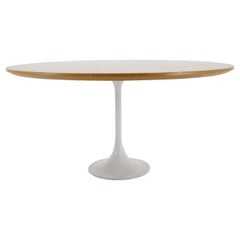 Retro Midcentury Tulip Table in Style of Eero Saarinen