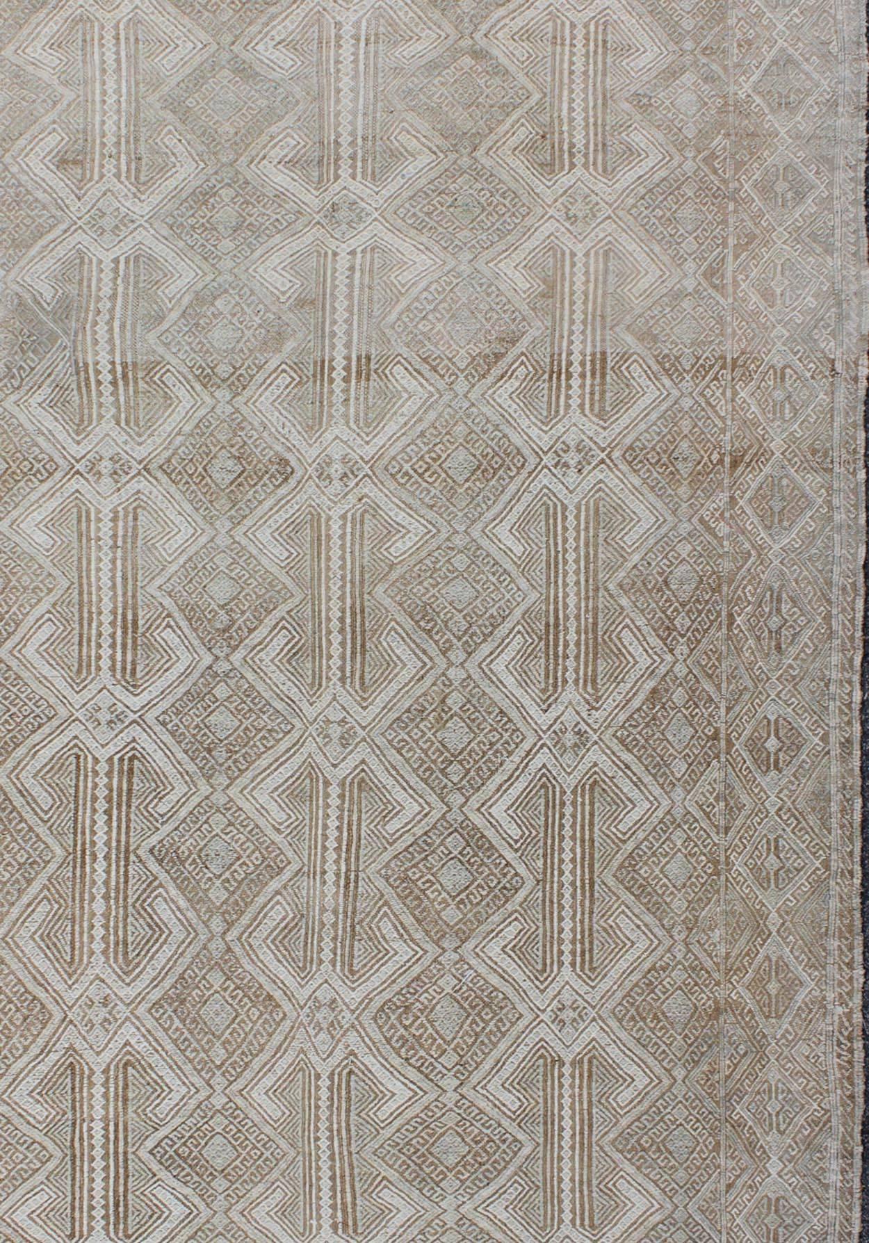 Hand-Woven Midcentury Turkish Embroidered Flat Weave with All-Over Geometric Design  For Sale
