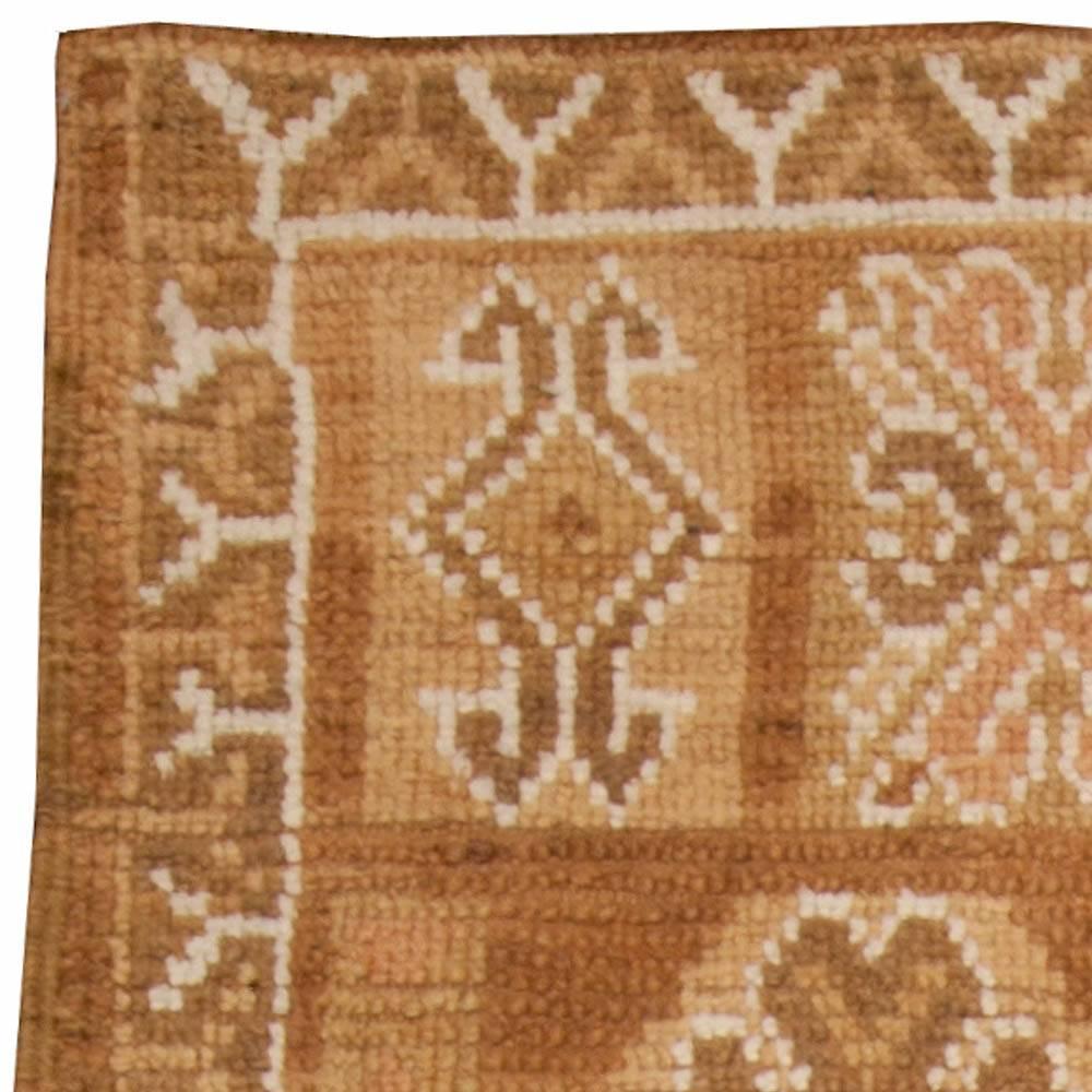 Mid-20th century Turkish Oushak Beige, Brown Wool Rug by Doris Leslie Blau 1