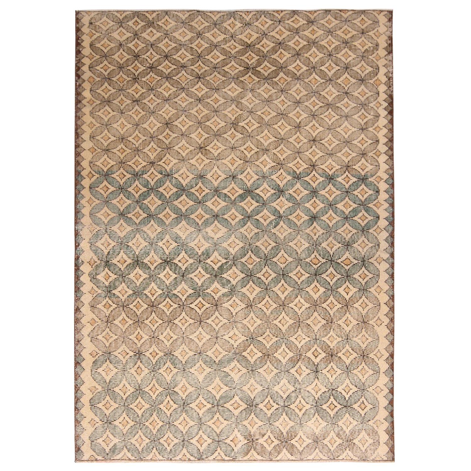 Abstract Midcentury Modern Turkish Rug For Sale at 1stdibs