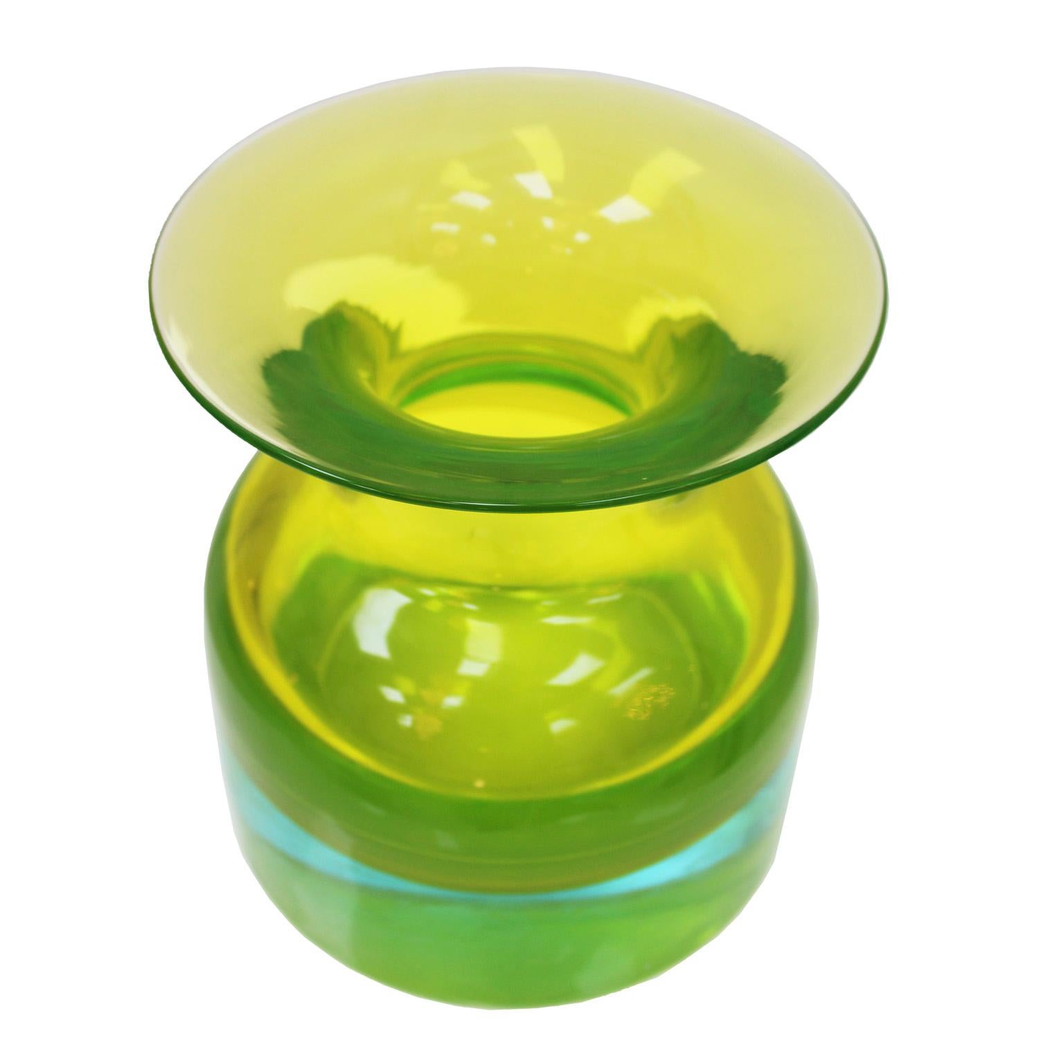 Italian MidCentury Turquoise Yellow Sommerso Murano Glass Vase by Flavio Poli 1950 For Sale