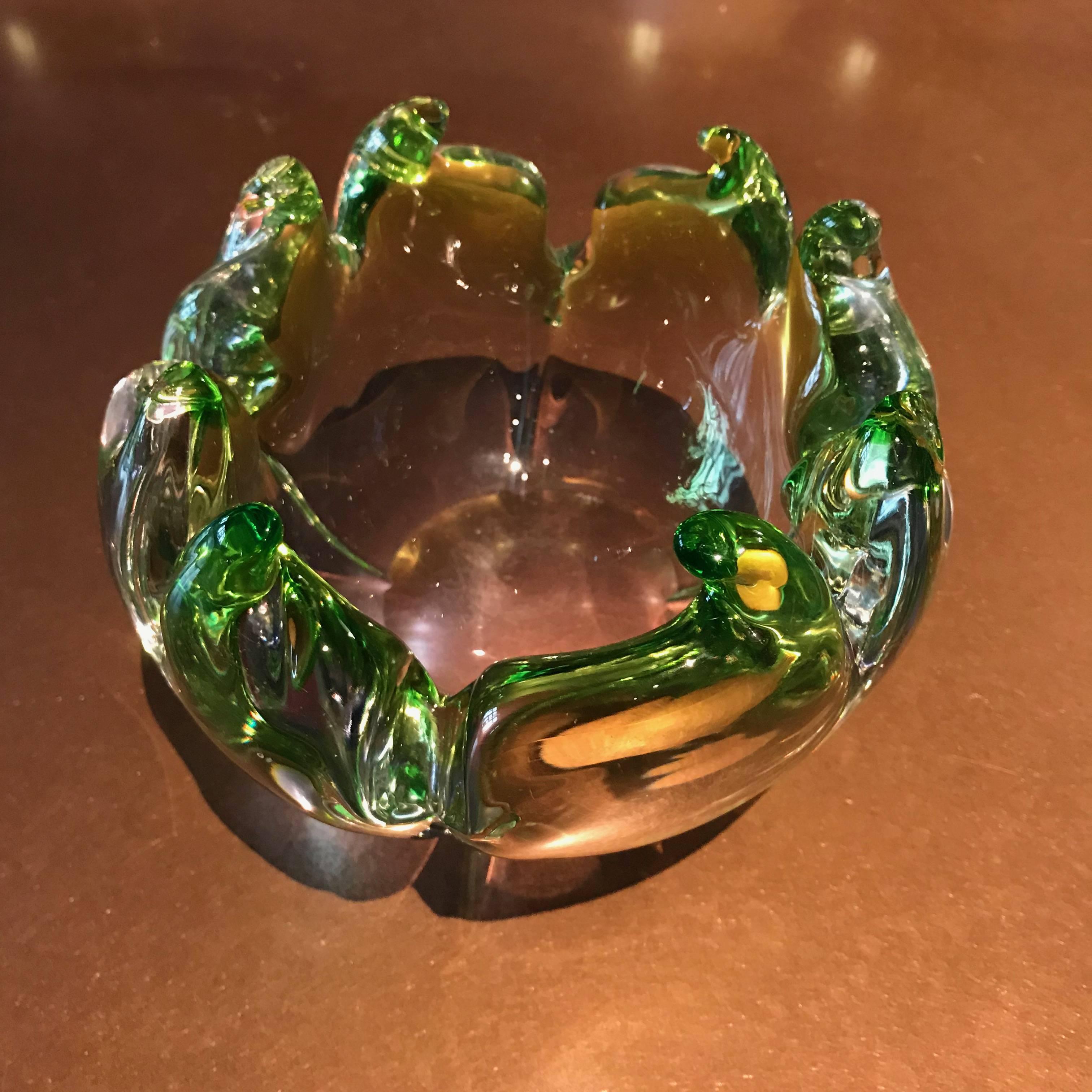 Midcentury Twisted Flame Blown Green Murano Art Glass Bowl, Italy, 1950s In Excellent Condition In Biebergemund, Hessen