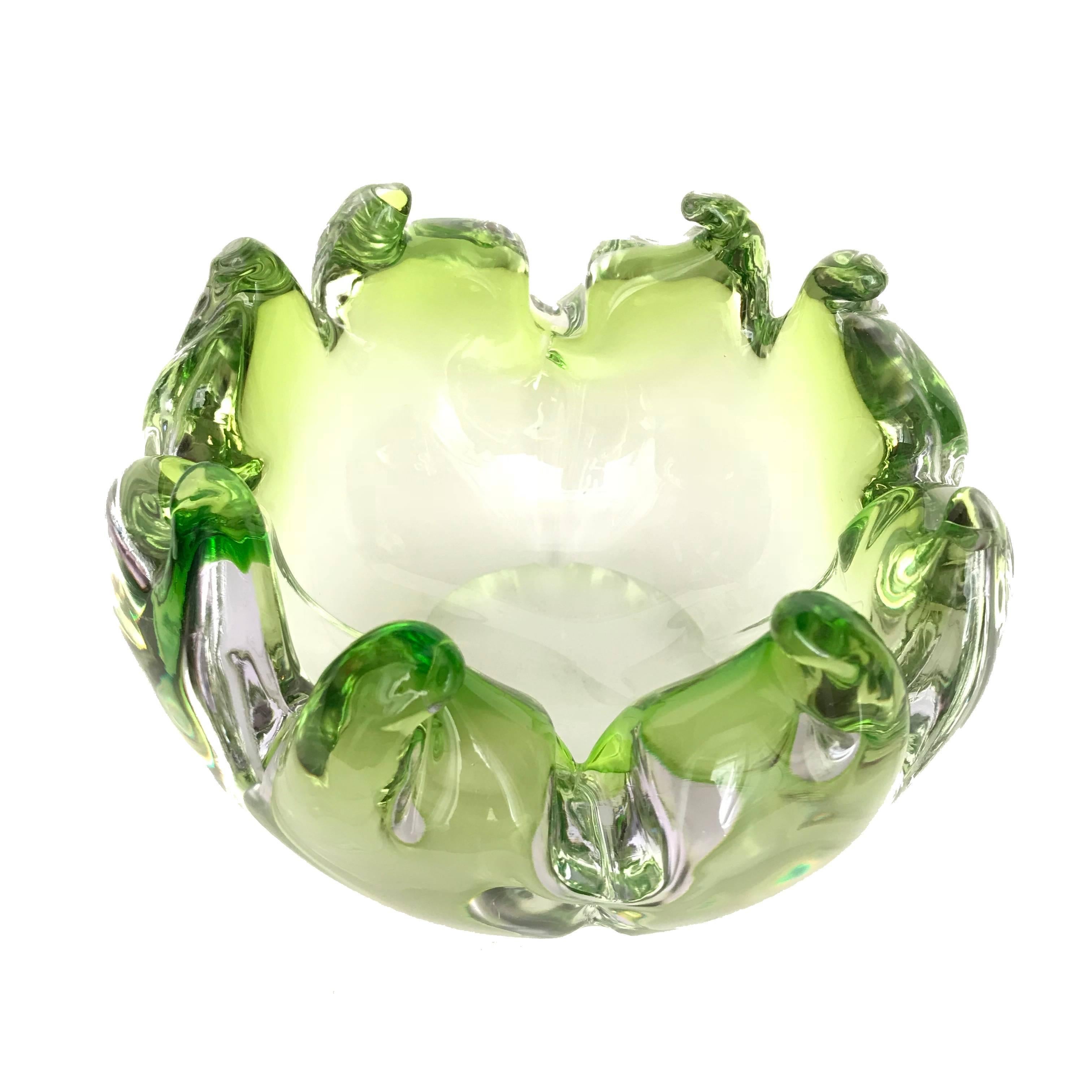 Midcentury Twisted Flame Blown Green Murano Art Glass Bowl, Italy, 1950s