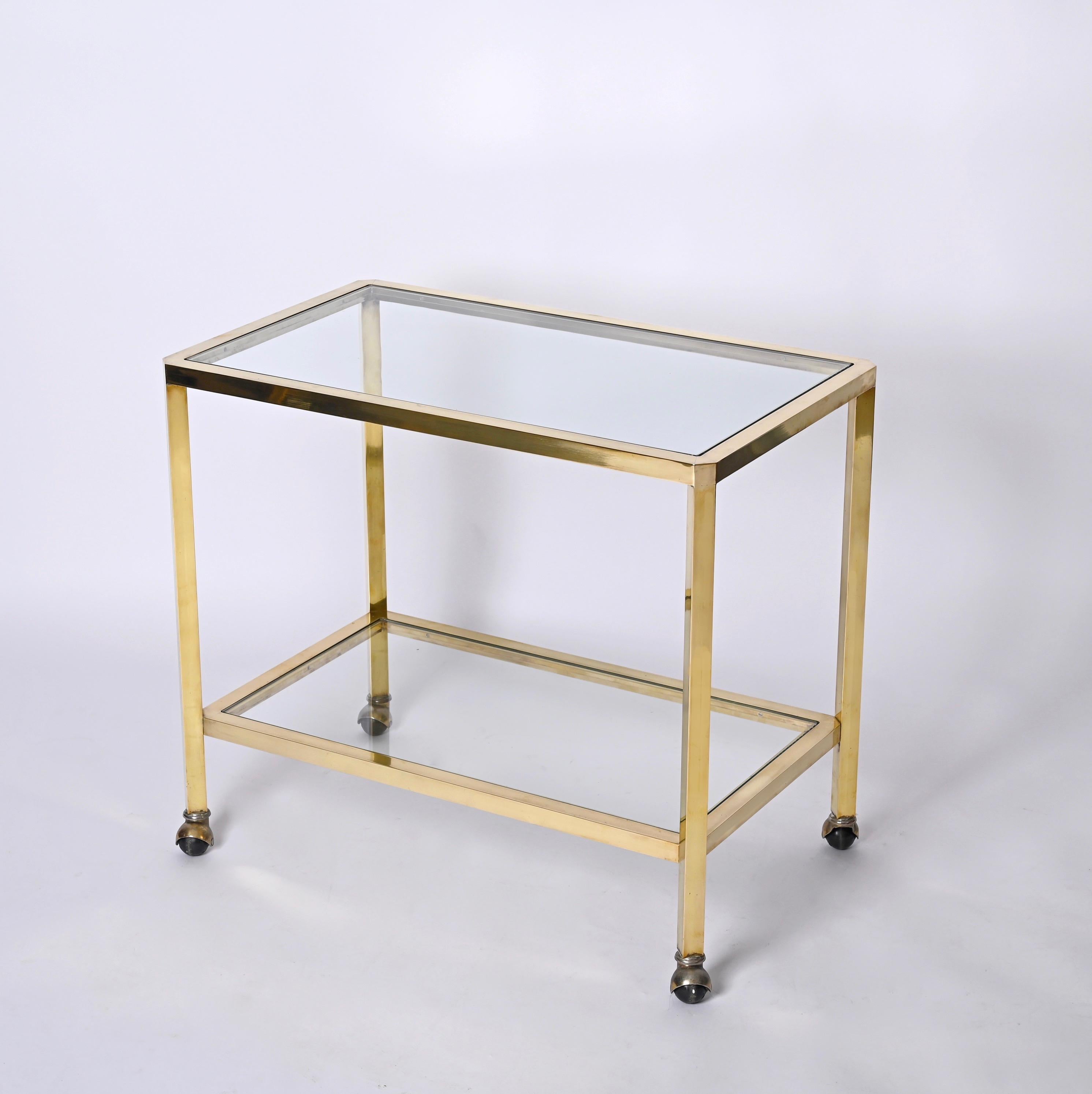 Midcentury Two Levels Glass and Brass Italian Service Bar Cart, 1970s For Sale 5