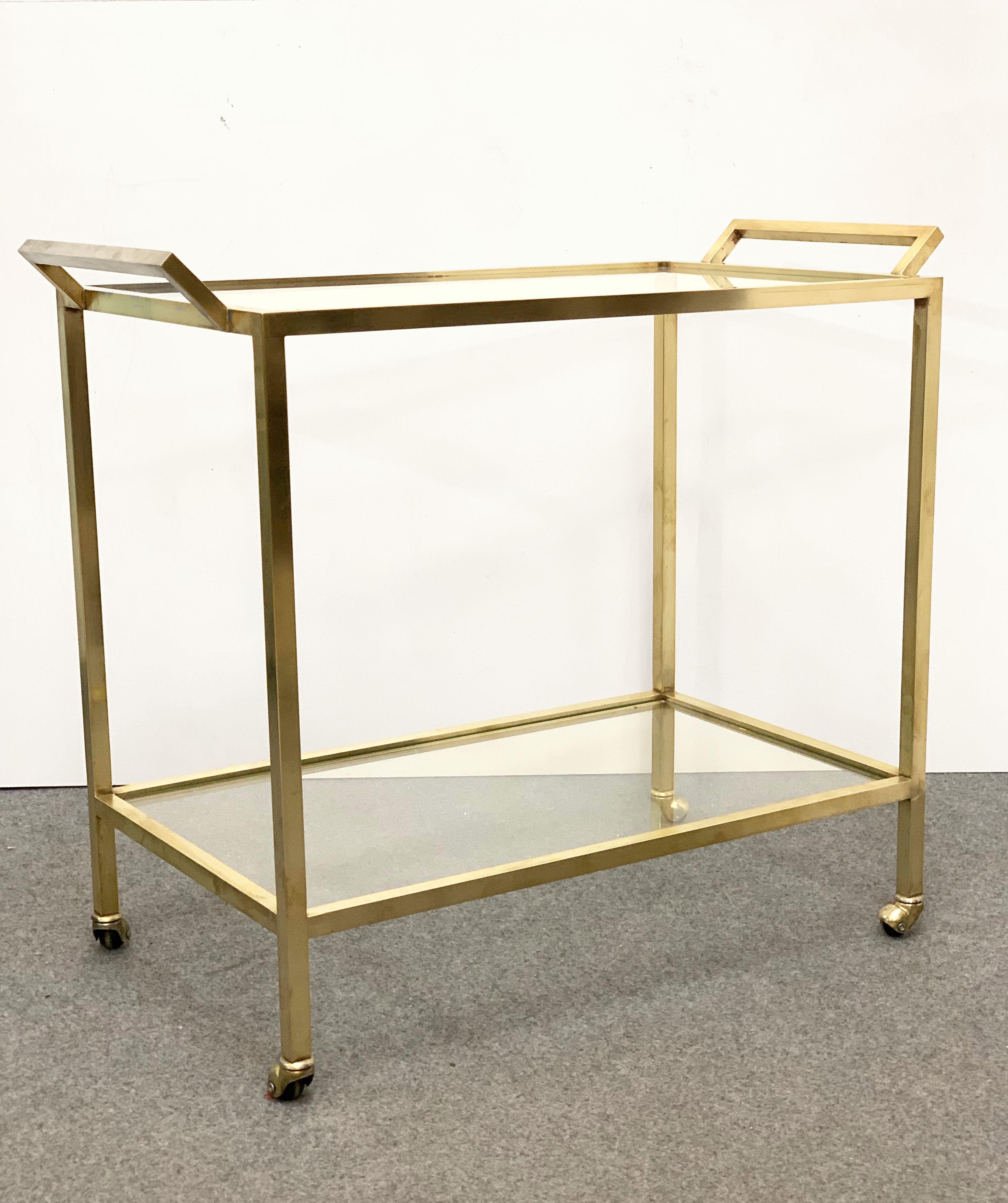 Midcentury Two Levels Glass and Brass Italian Service Bar Cart, 1970s 2