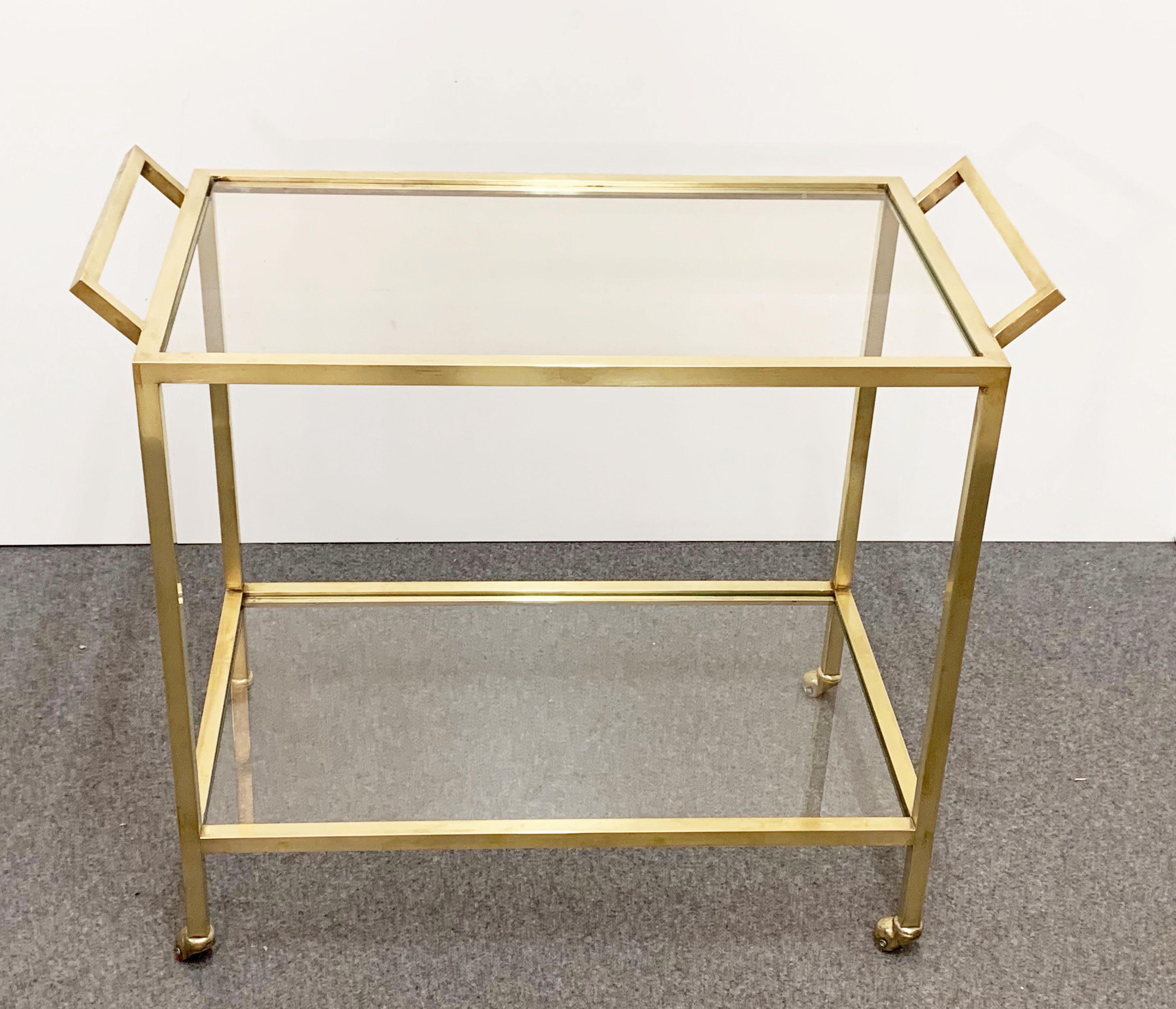 Midcentury Two Levels Glass and Brass Italian Service Bar Cart, 1970s 3