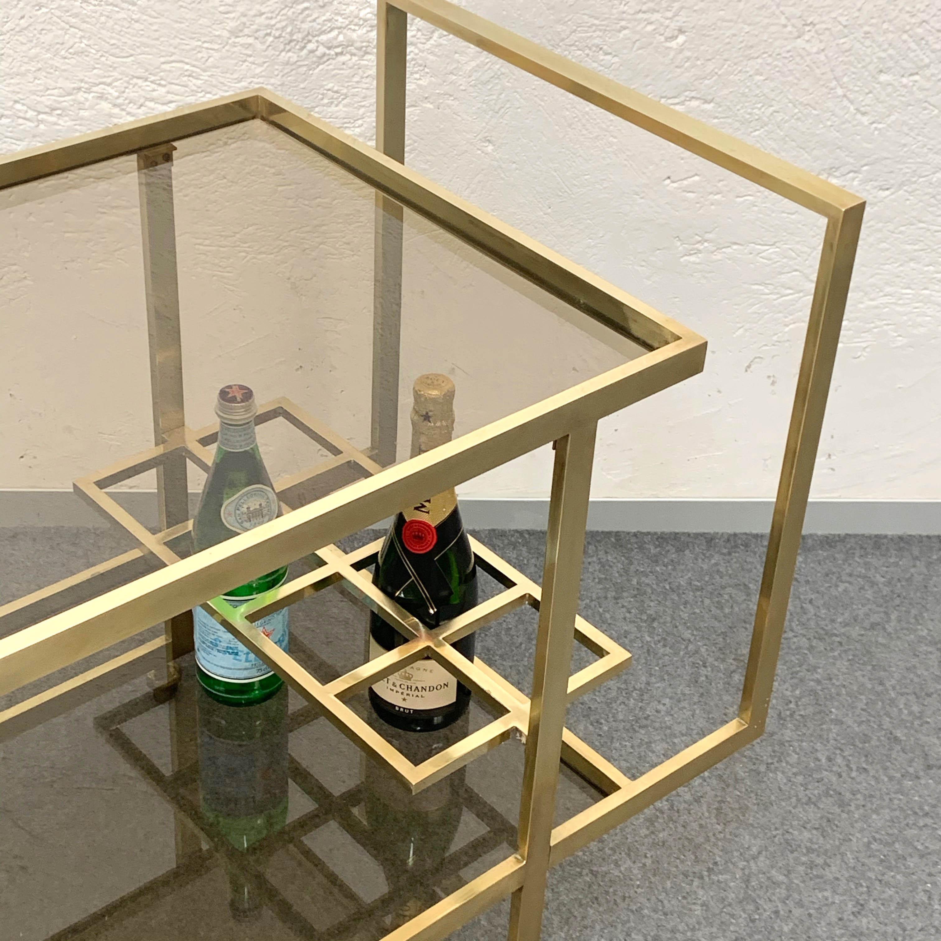 Midcentury Two Levels Smoked Glass and Brass Bar Cart with Bottle Holder, 1970s For Sale 5