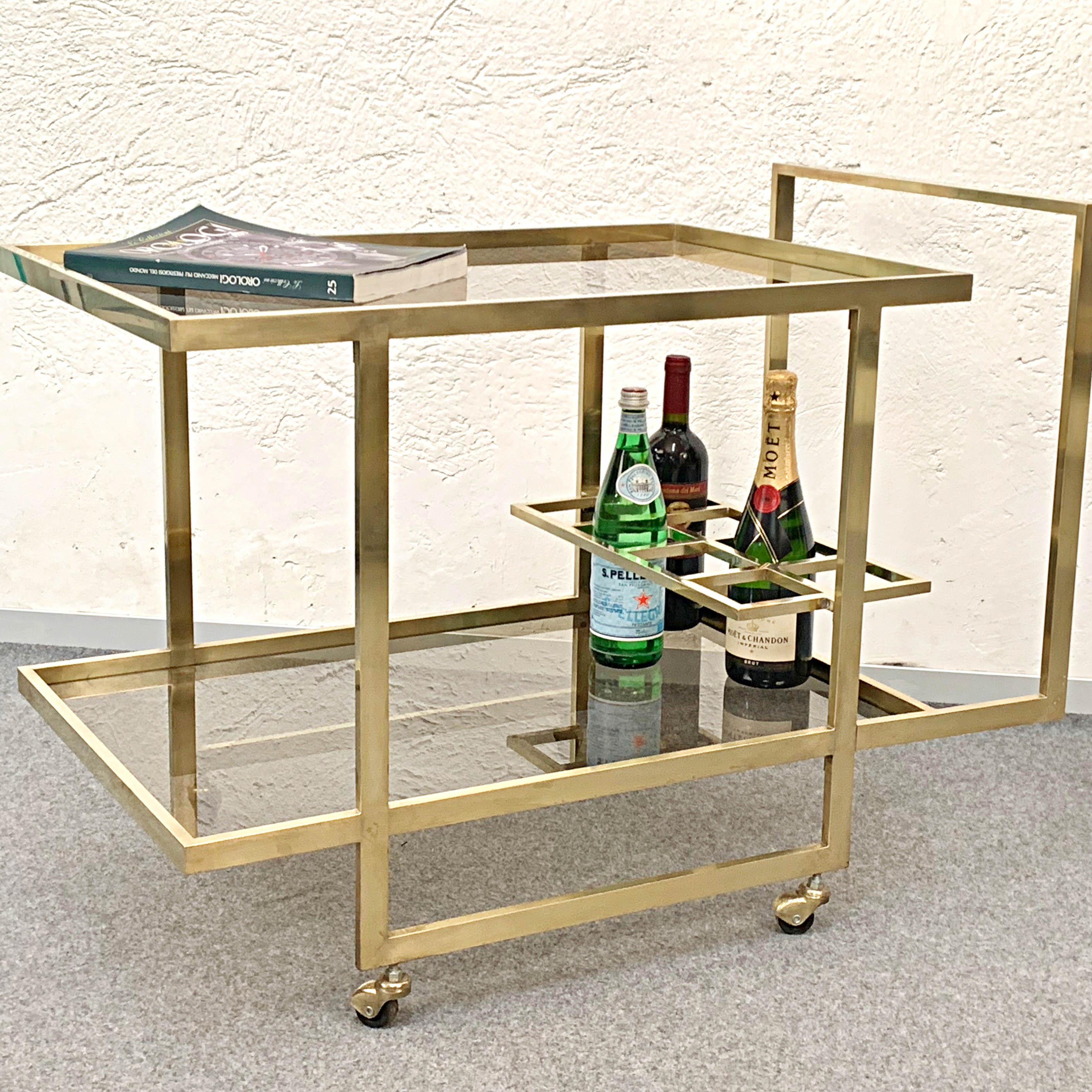 Midcentury Two Levels Smoked Glass and Brass Bar Cart with Bottle Holder, 1970s For Sale 6