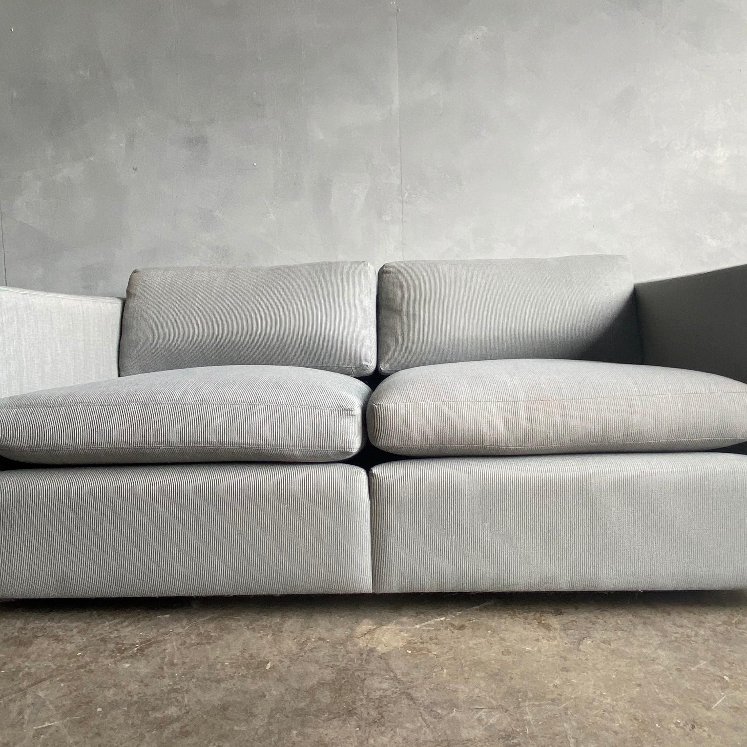 Midcentury Two Seat Sofa for Knoll 7