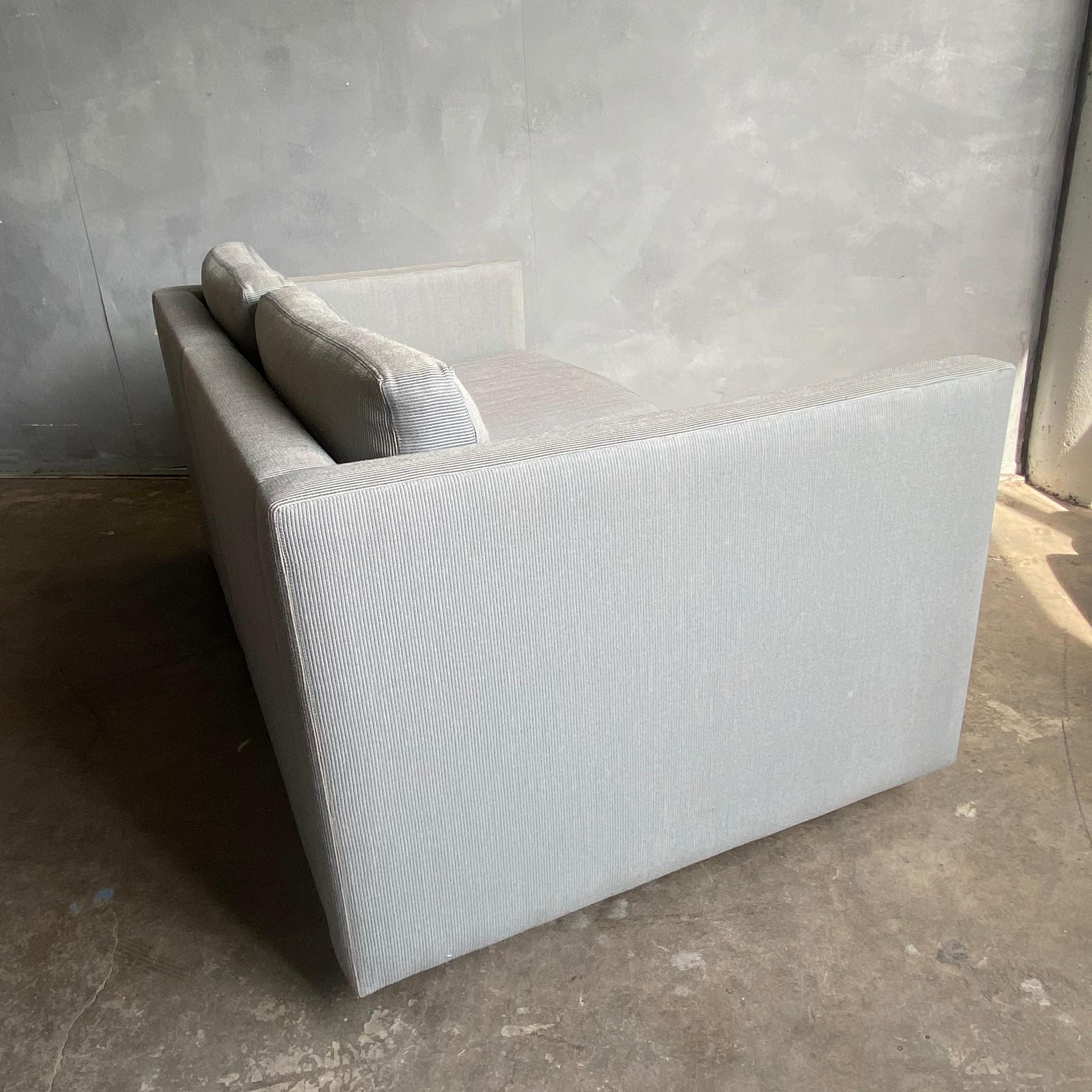 Midcentury Two Seat Sofa for Knoll 2