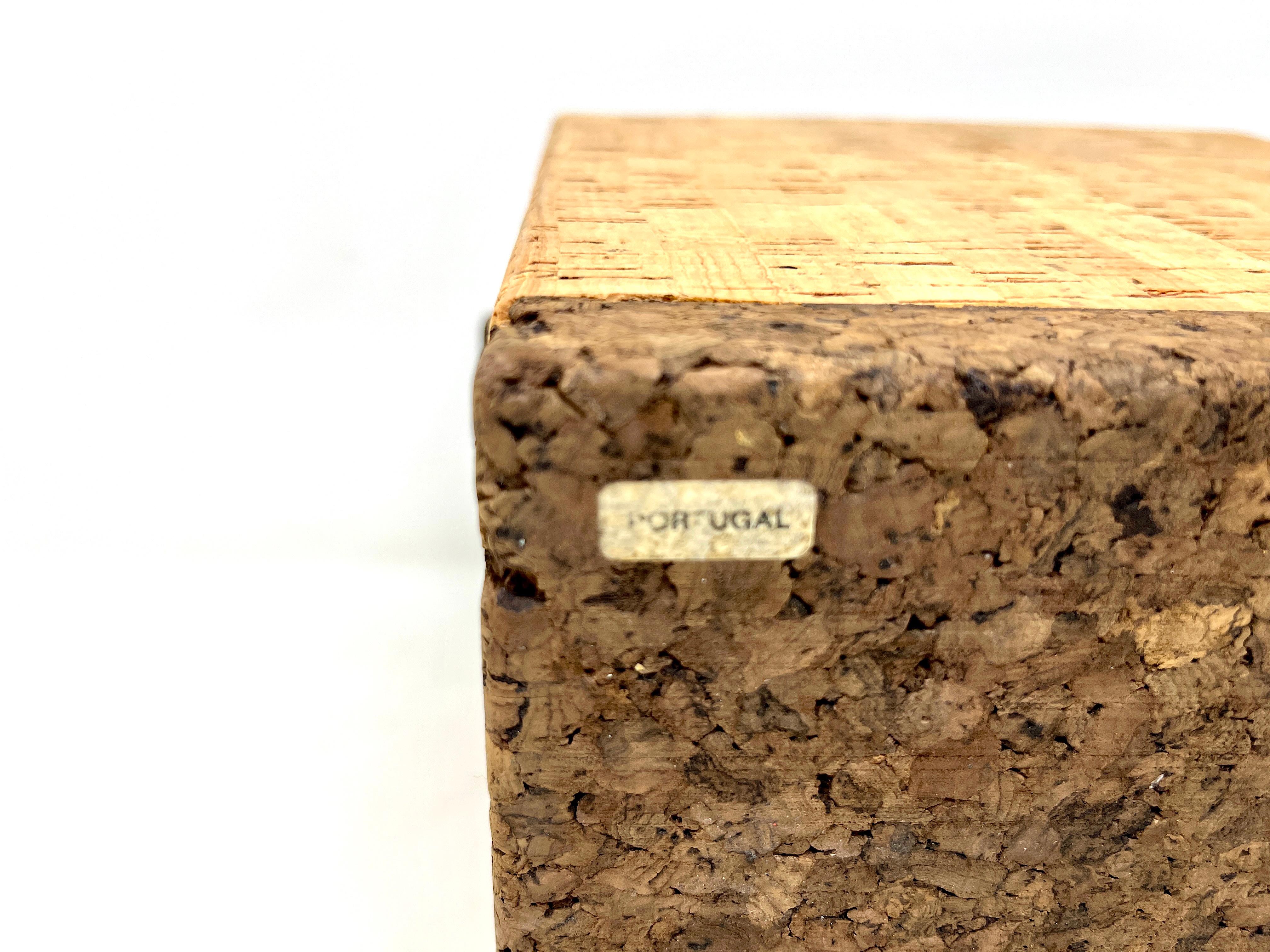 Midcentury Two-Tone Cork Ice Bucket Made in Portugal For Sale 3