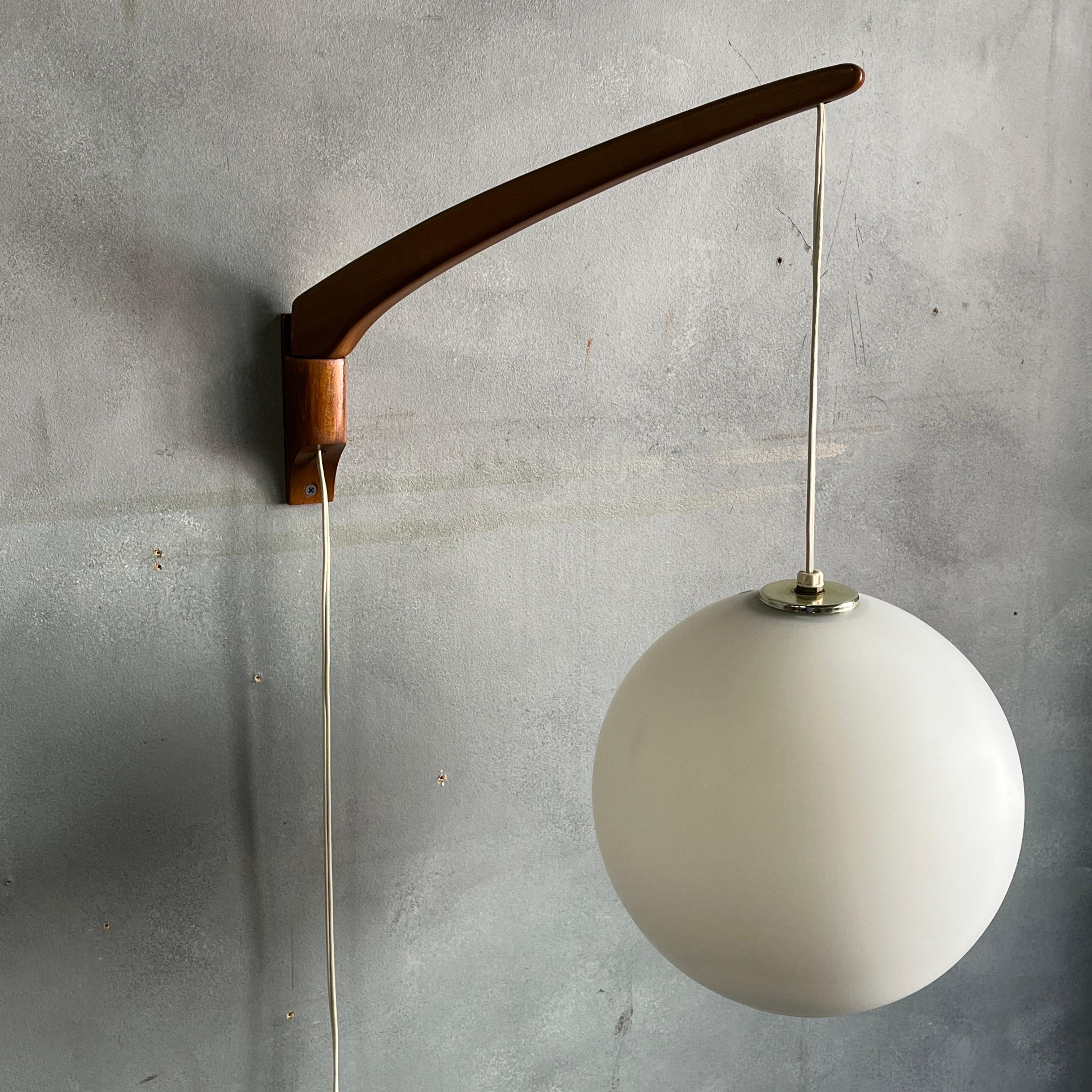 Mid-Century Modern Midcentury Uno & Östen Kristiansson Adjustable Wall Lamp