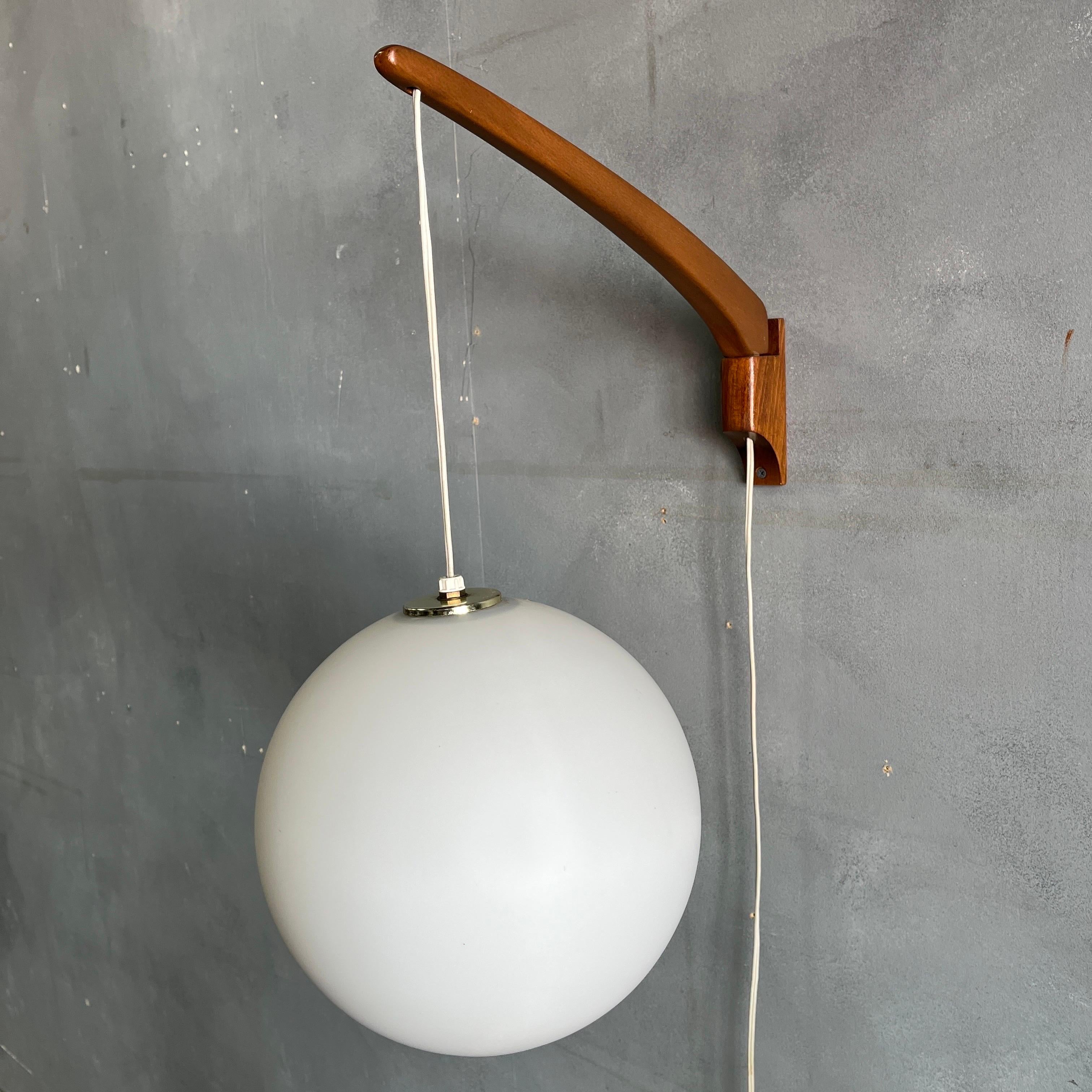 Verstellbare Wandlampe Uno & sten aus der Mitte des Jahrhunderts von Unosson 2