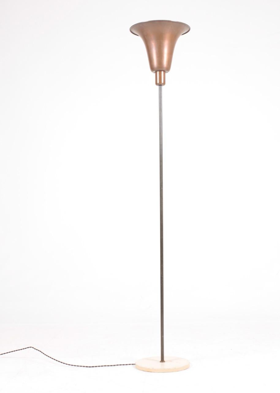 Midcentury Uplight in Copper, Designed by Louis Poulsen Danish Design, 1940s For Sale 1