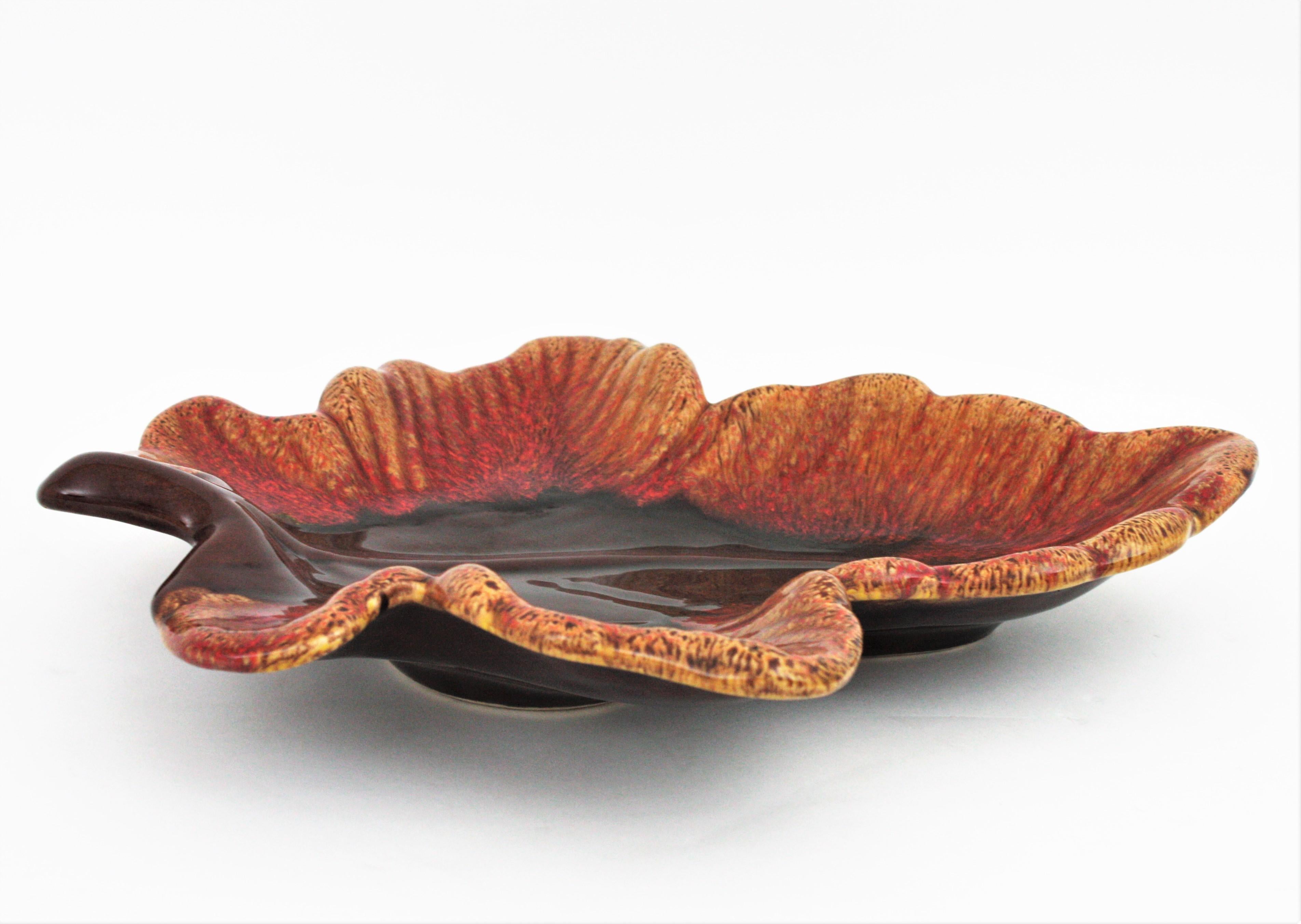 20th Century Midcentury Vallauris Leaf Design Majolica Ceramic Large Platter / Centerpiece For Sale