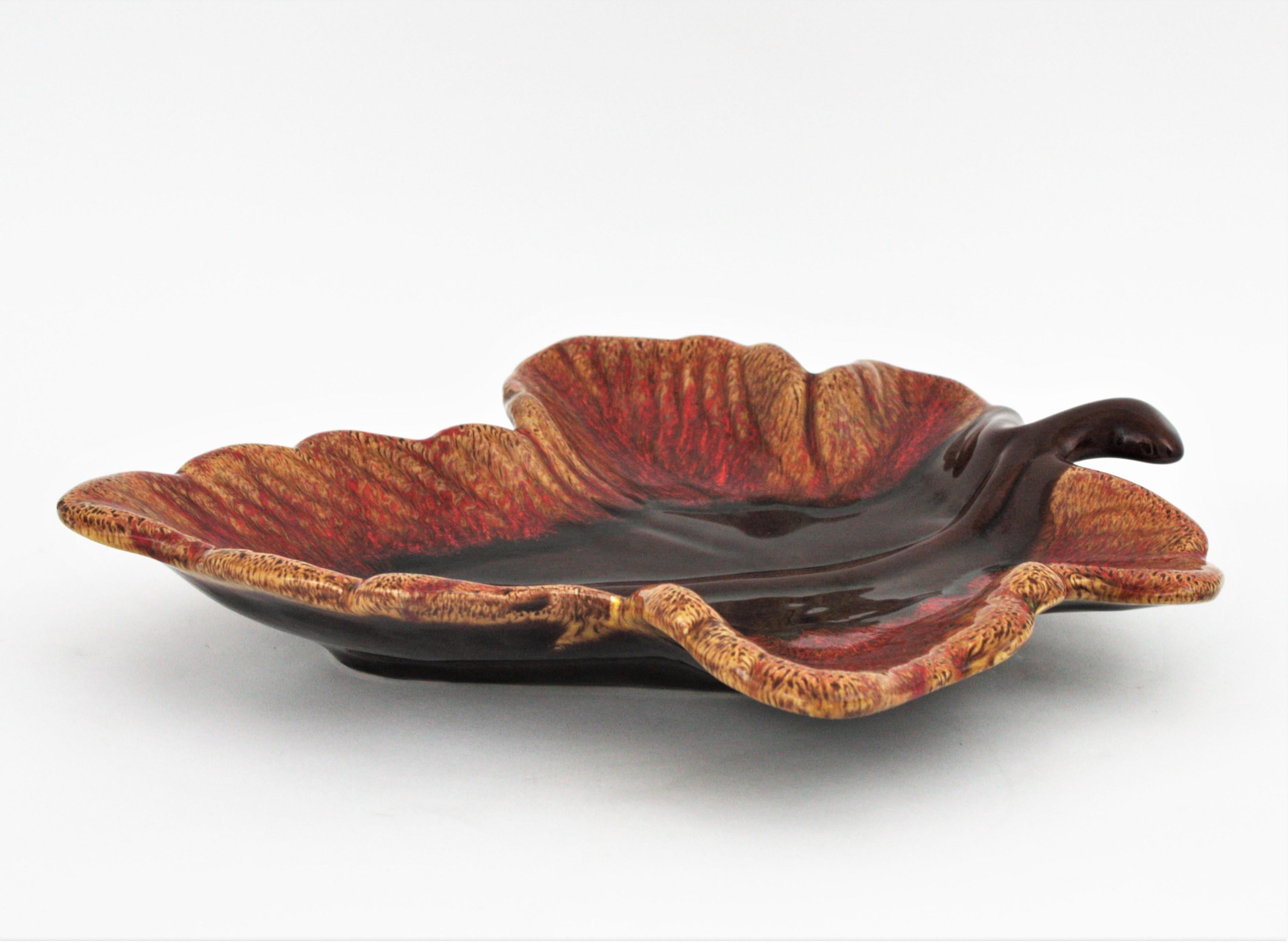 Midcentury Vallauris Leaf Design Majolica Ceramic Large Platter / Centerpiece For Sale 1