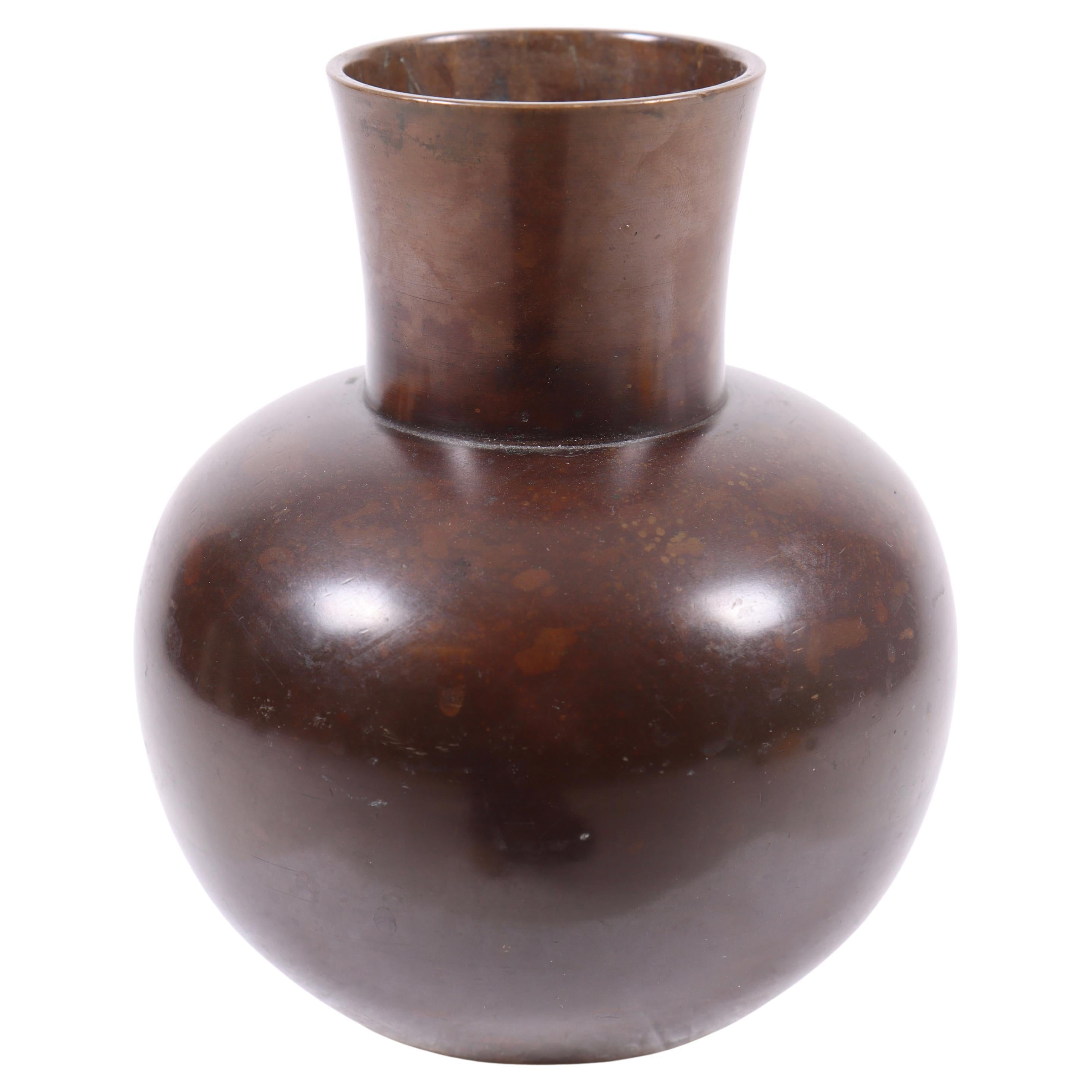 Vase aus der Mitte des Jahrhunderts in Bronze Entworfen und hergestellt von Brdr. Grage, 1950er Jahre