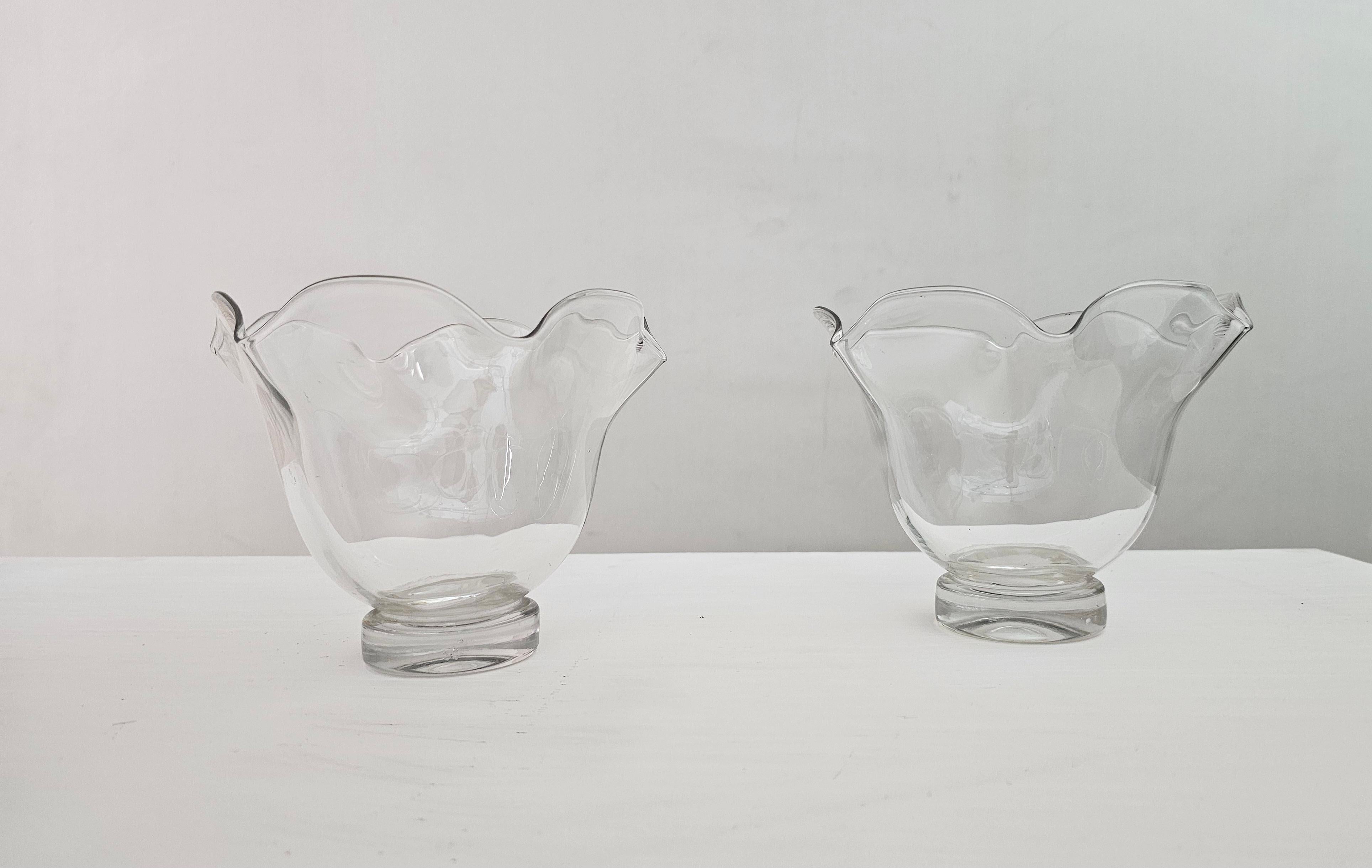 Vasi del Medioevo in vetro soffiato di Murano Maestri Muranesi Italia 1960s Set di 2 in vendita 4