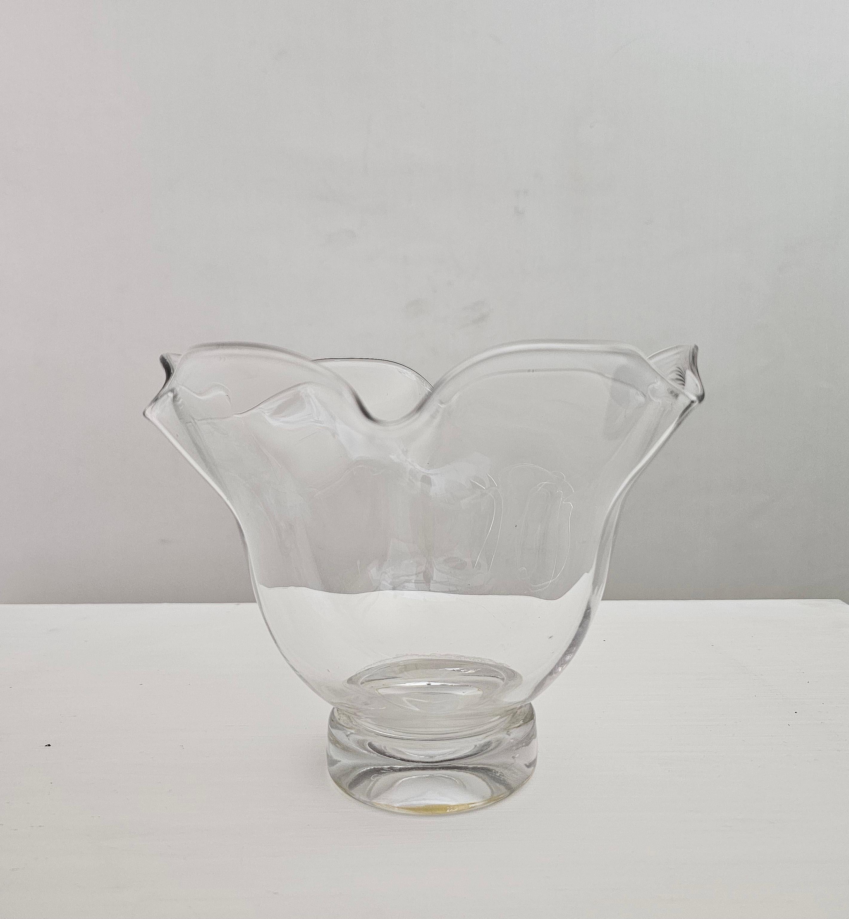 Vasi del Medioevo in vetro soffiato di Murano Maestri Muranesi Italia 1960s Set di 2 in vendita 5