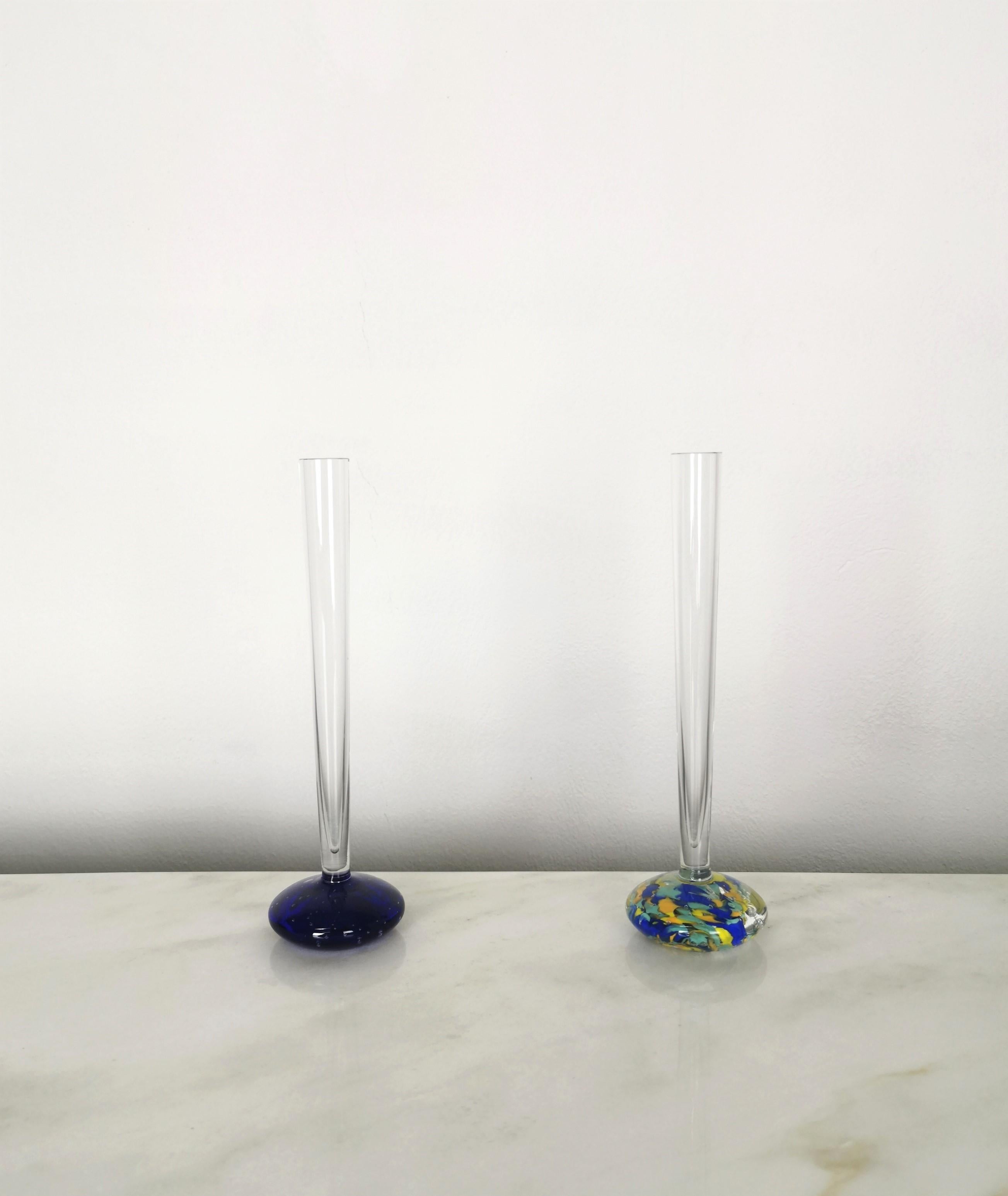 Mid-Century Vasen Murano Glass Sommerso Multicolor Italienisches Design 1970er Jahre Satz von 2 (Moderne der Mitte des Jahrhunderts) im Angebot
