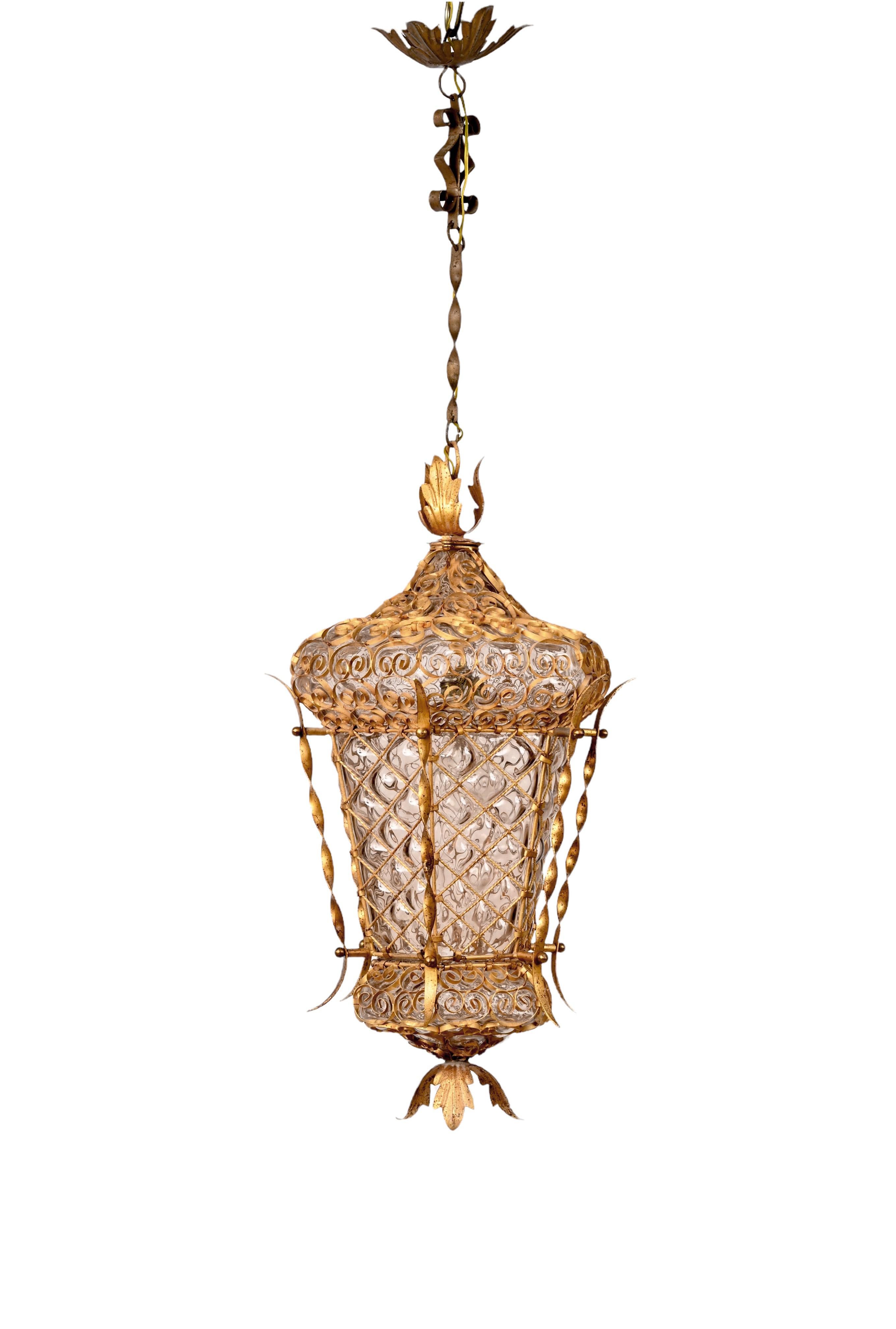 Midcentury Venetian Mouth Blown Glass in Gold Painted Metal Frame Lantern, 1940s In Good Condition For Sale In Roma, IT