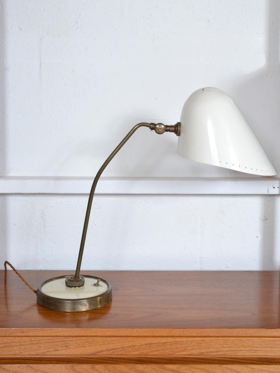 Midcentury Versalite Desk Lamp by A B Read for Troughton & Young Postwar British In Good Condition In Sherborne, Dorset