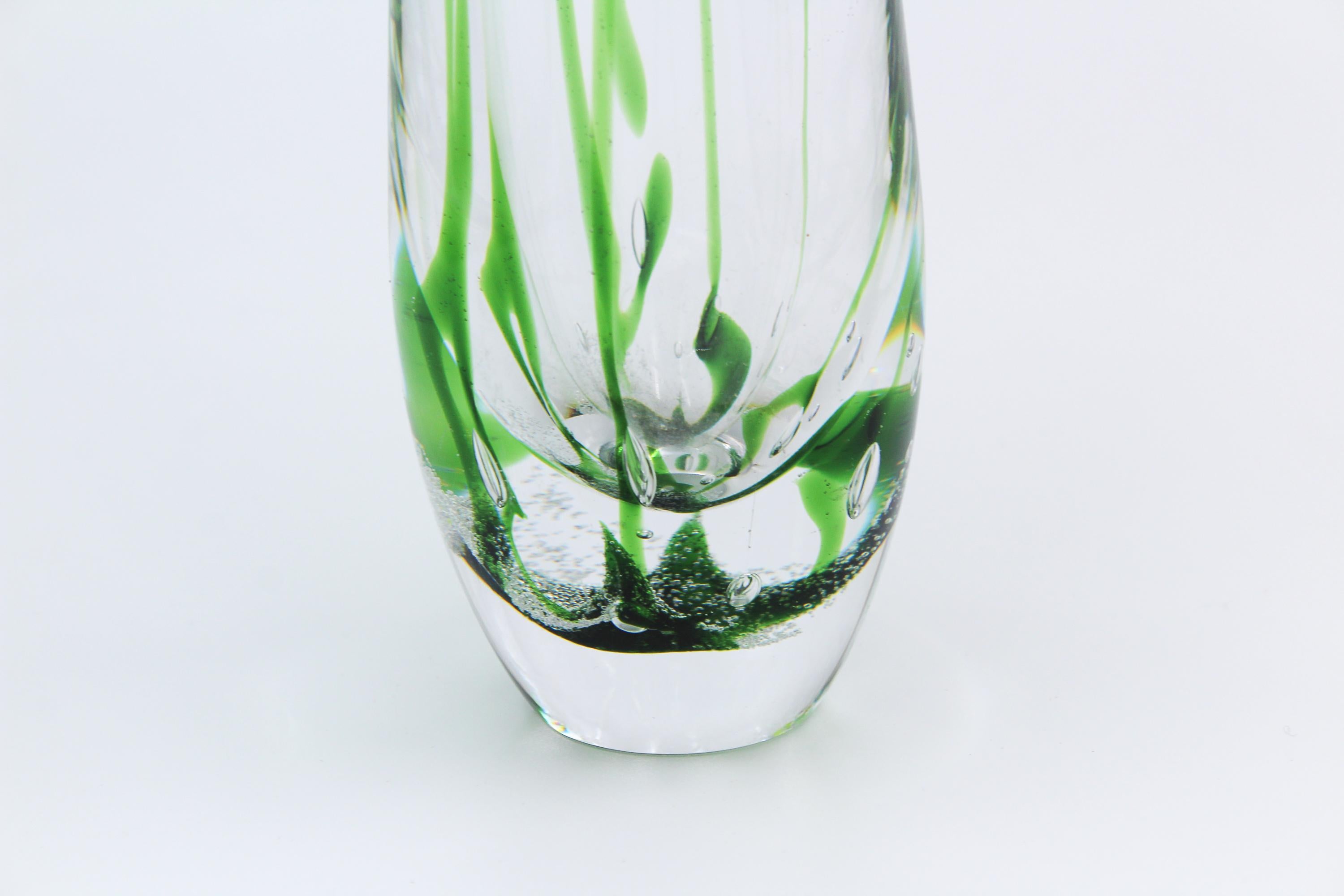 Midcentury Vicke Lindstrand Glass Vase by Kosta, 1960s For Sale 5