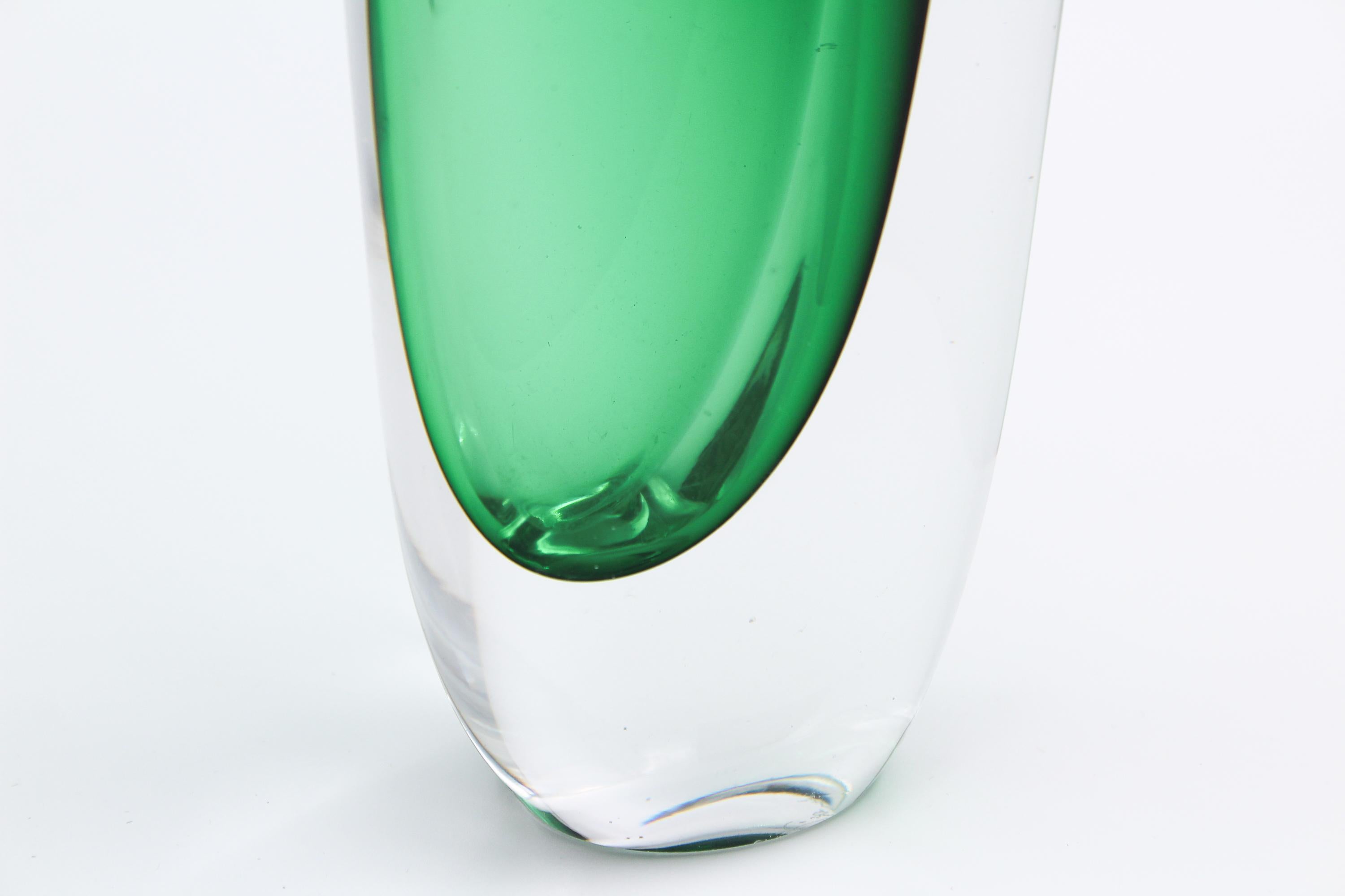 Midcentury Vicke Lindstrand Glass Vase by Kosta, 1960s In Excellent Condition In Malmo, SE